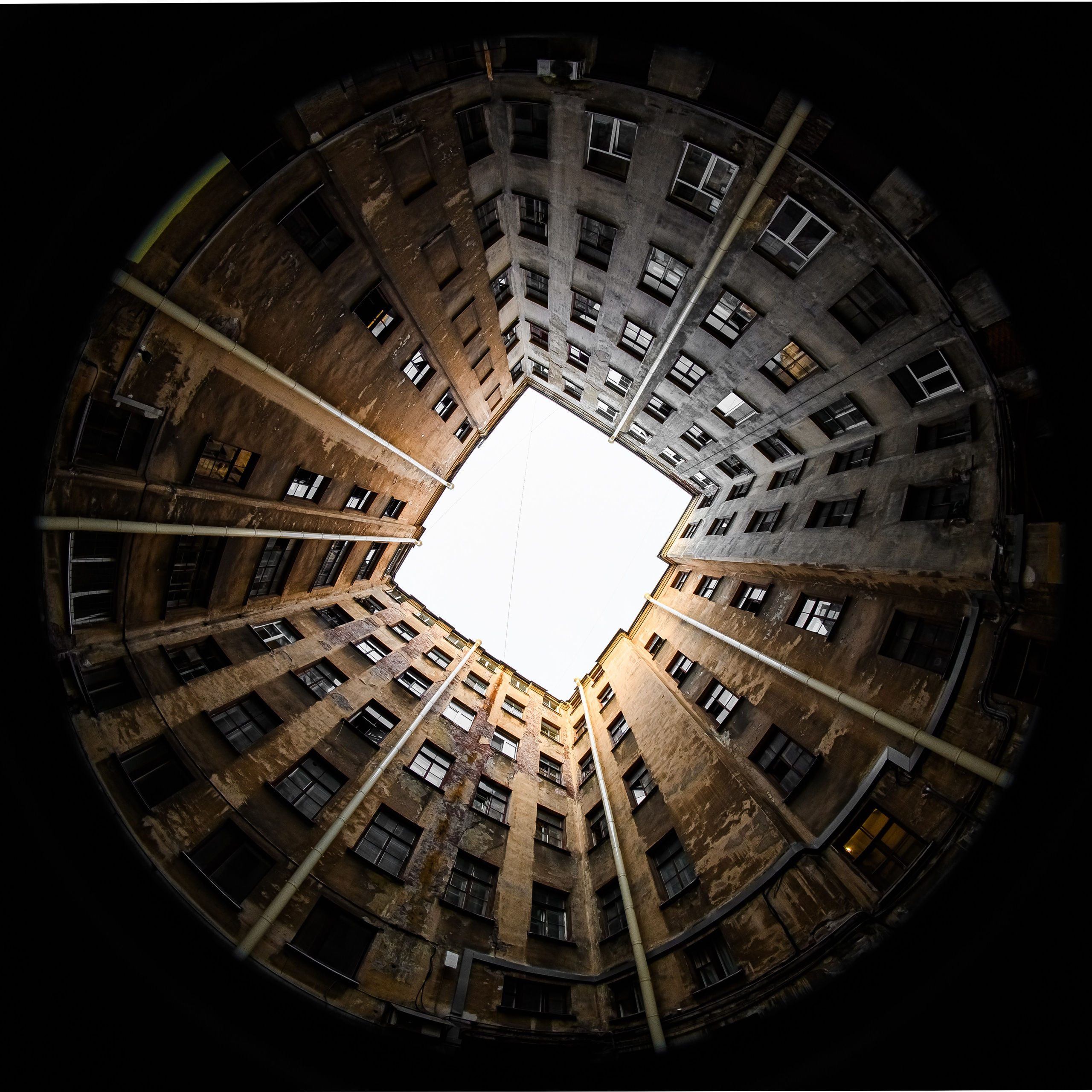 12-я линия В.О., 15