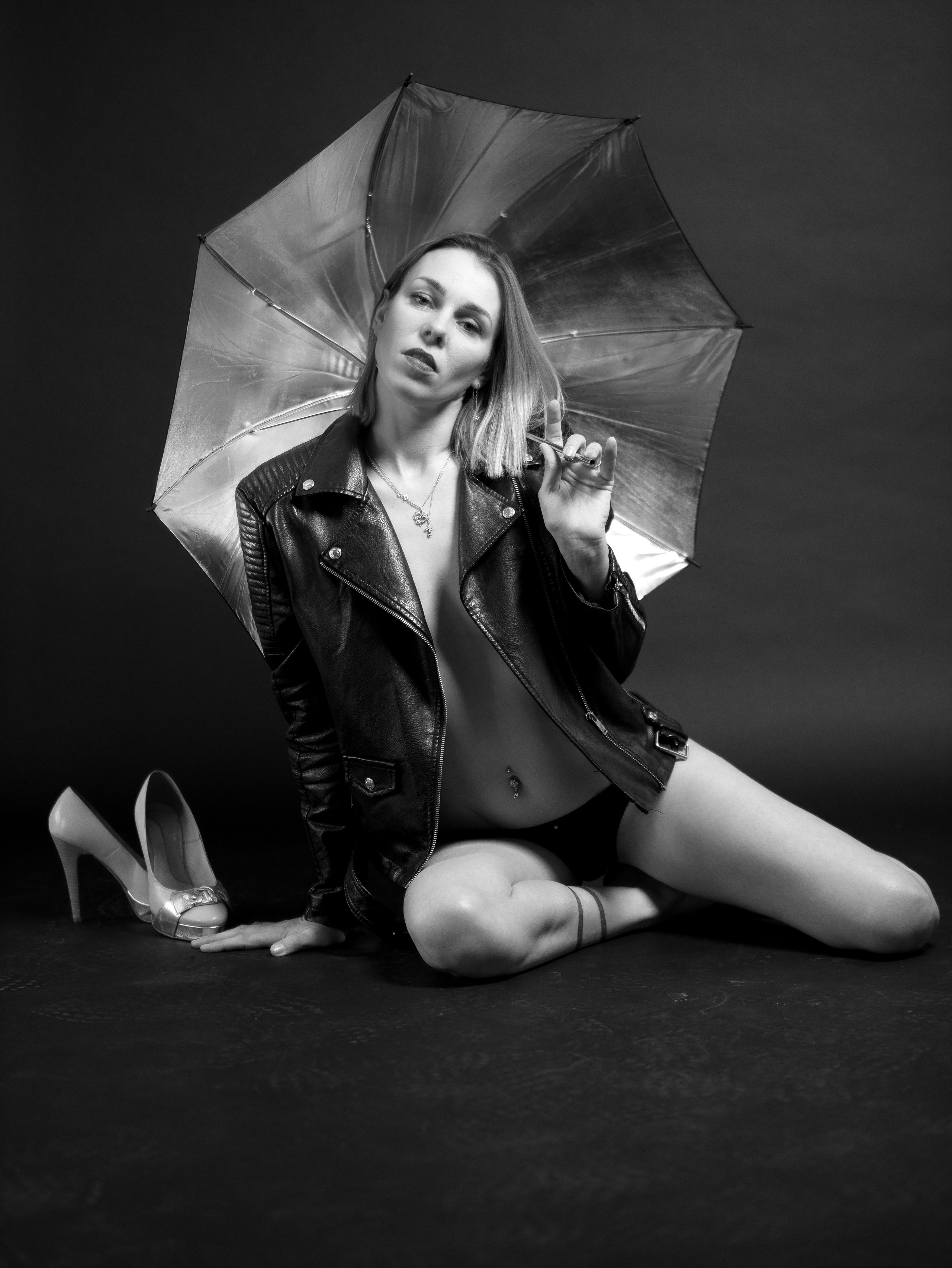 Лидия ЧБ. Сайт фотограф в Керчи Кислый Юрий