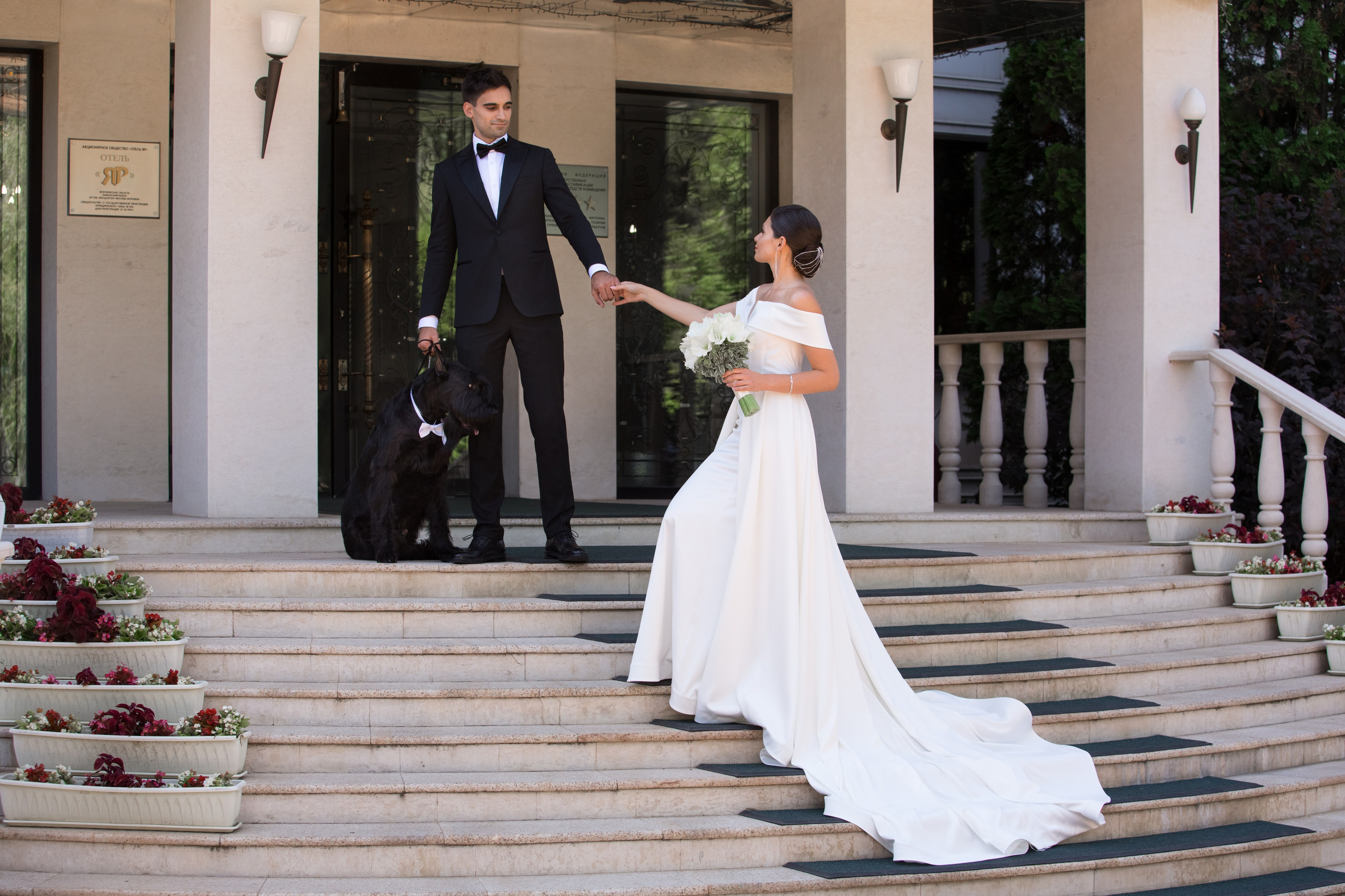 встреча жениха и невесты в отеле