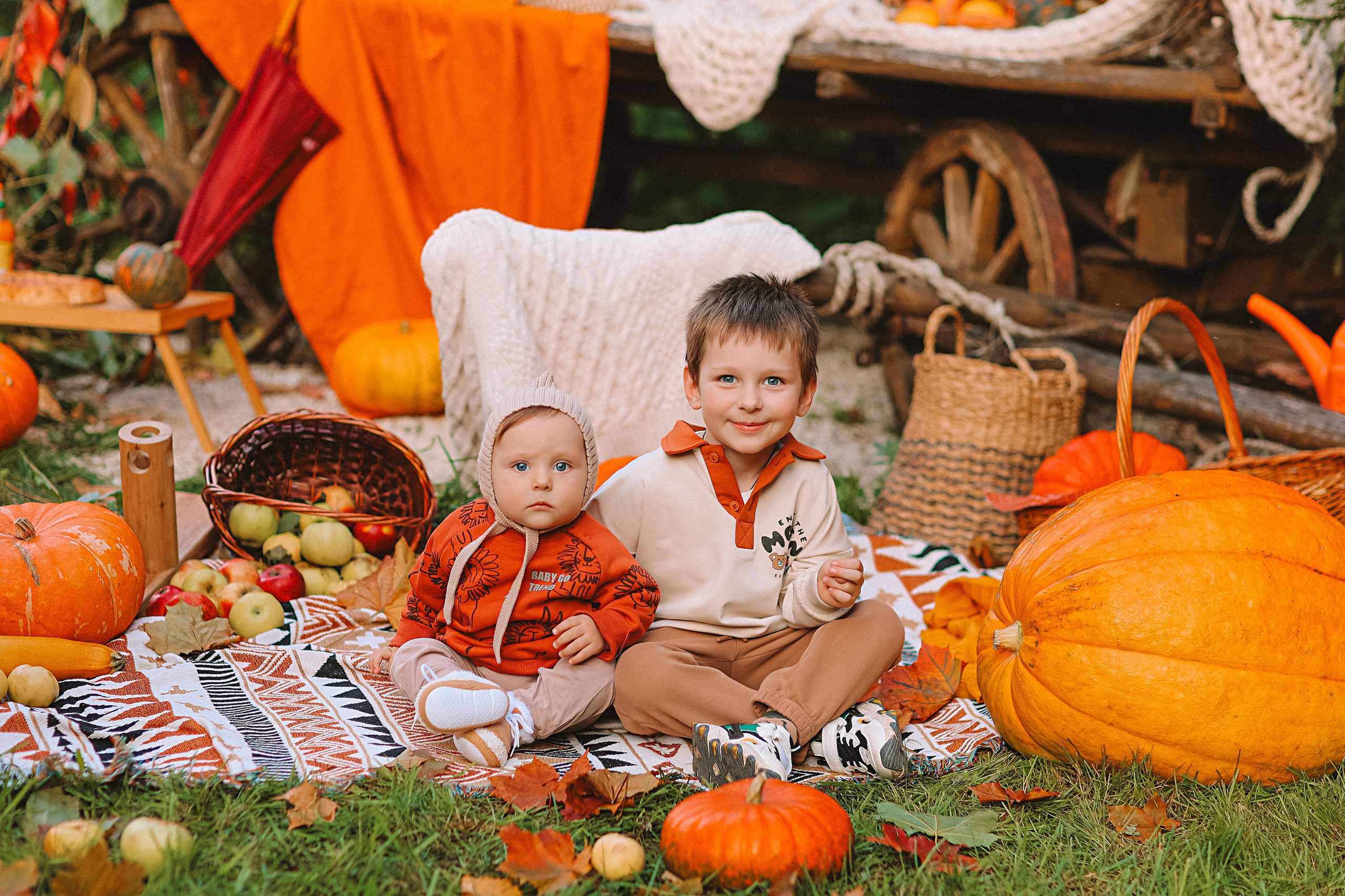 Тыквы. Семейный фотограф Тюмень, фотограф на роды Салмина Мария