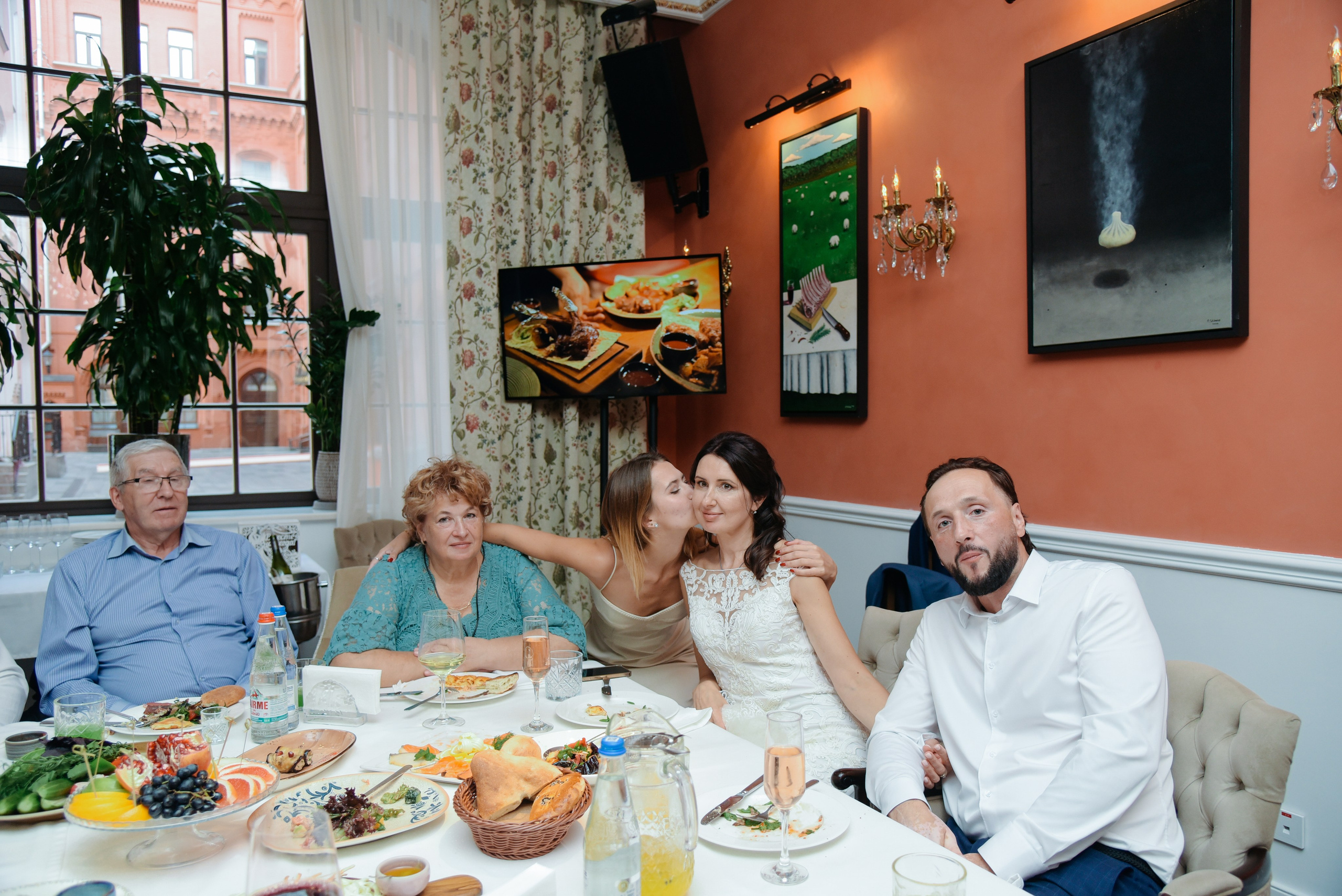 Венчание Храм Живоначальной Троицы на Воробьёвых горах. Фотограф Лола Волна, город Москва