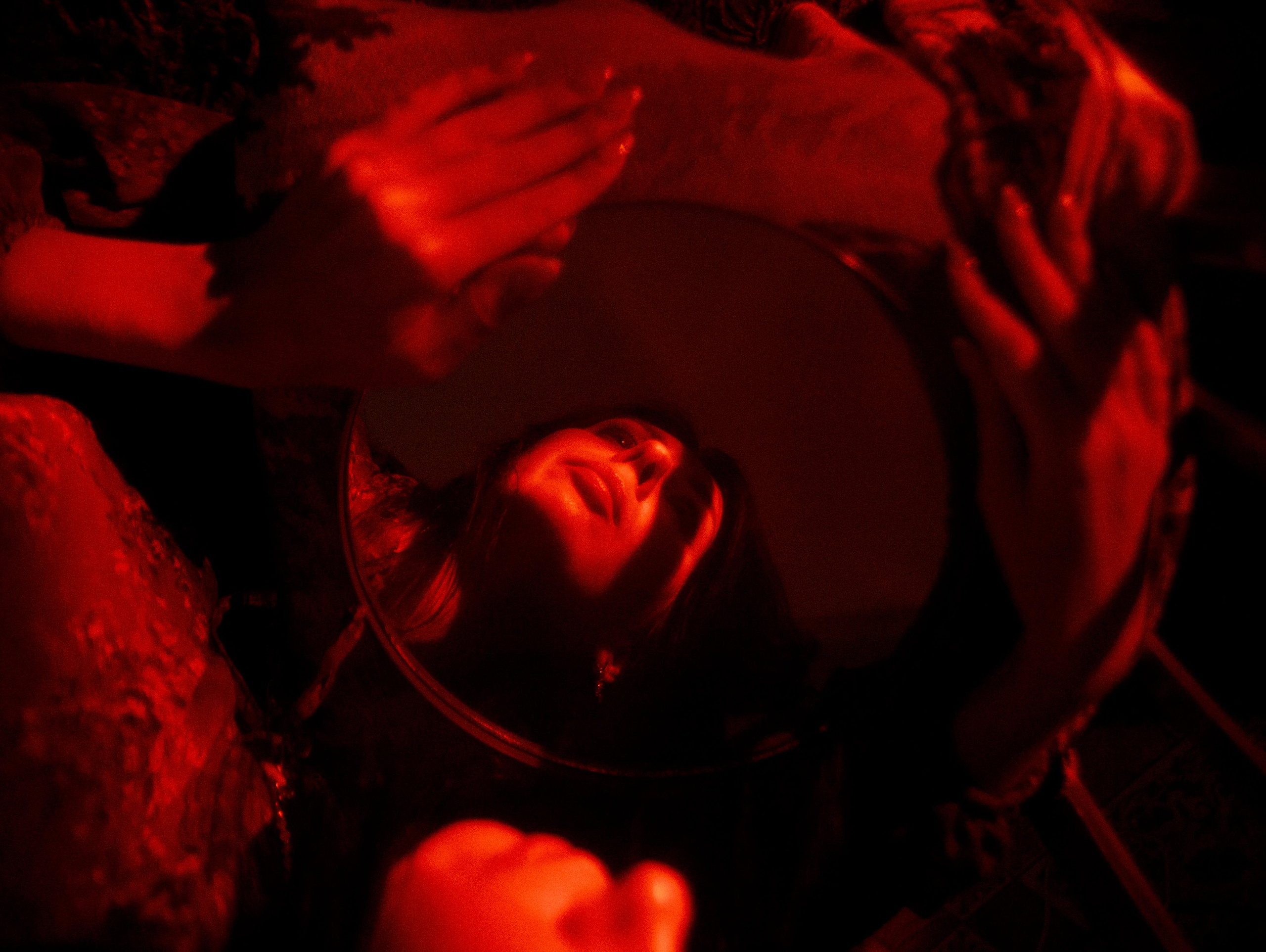 [sʌblɪˈmeɪʃn]. Фотограф Мария Немм