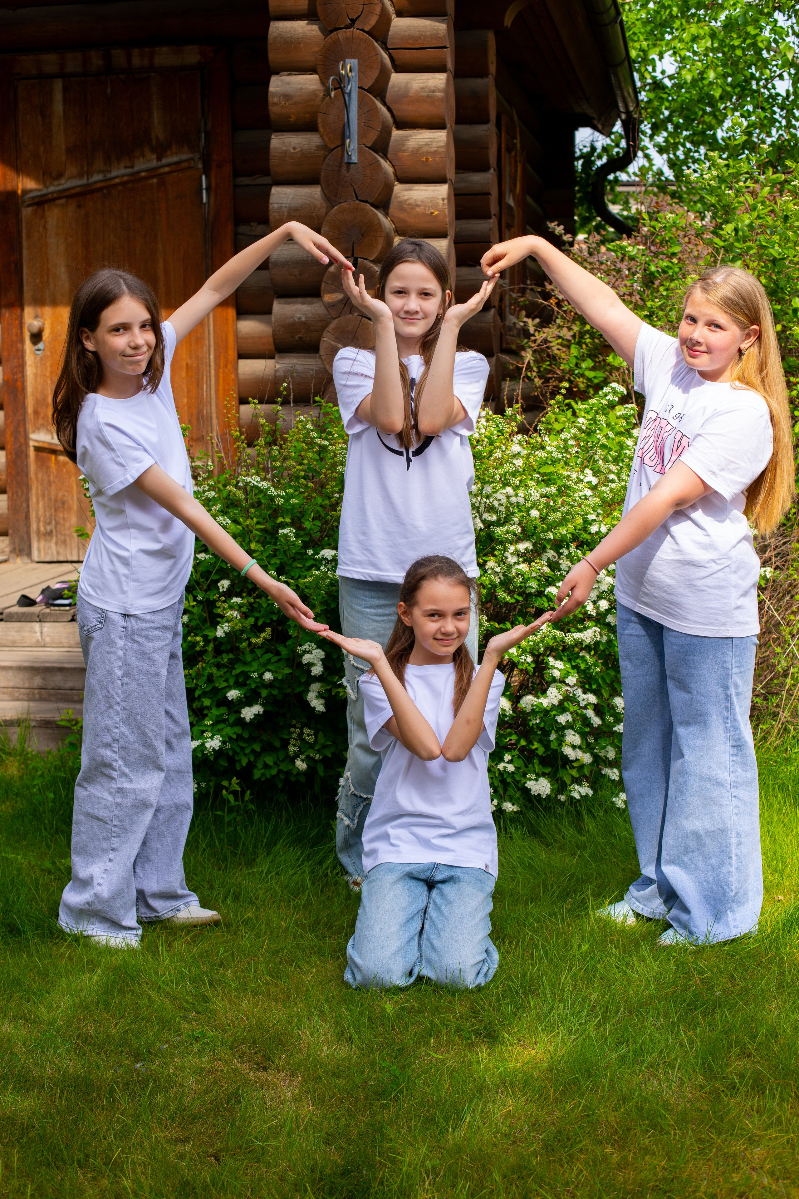 Выпускной 4 класс. Фотосессия под любой запрос в Красноярске. т+79237847111