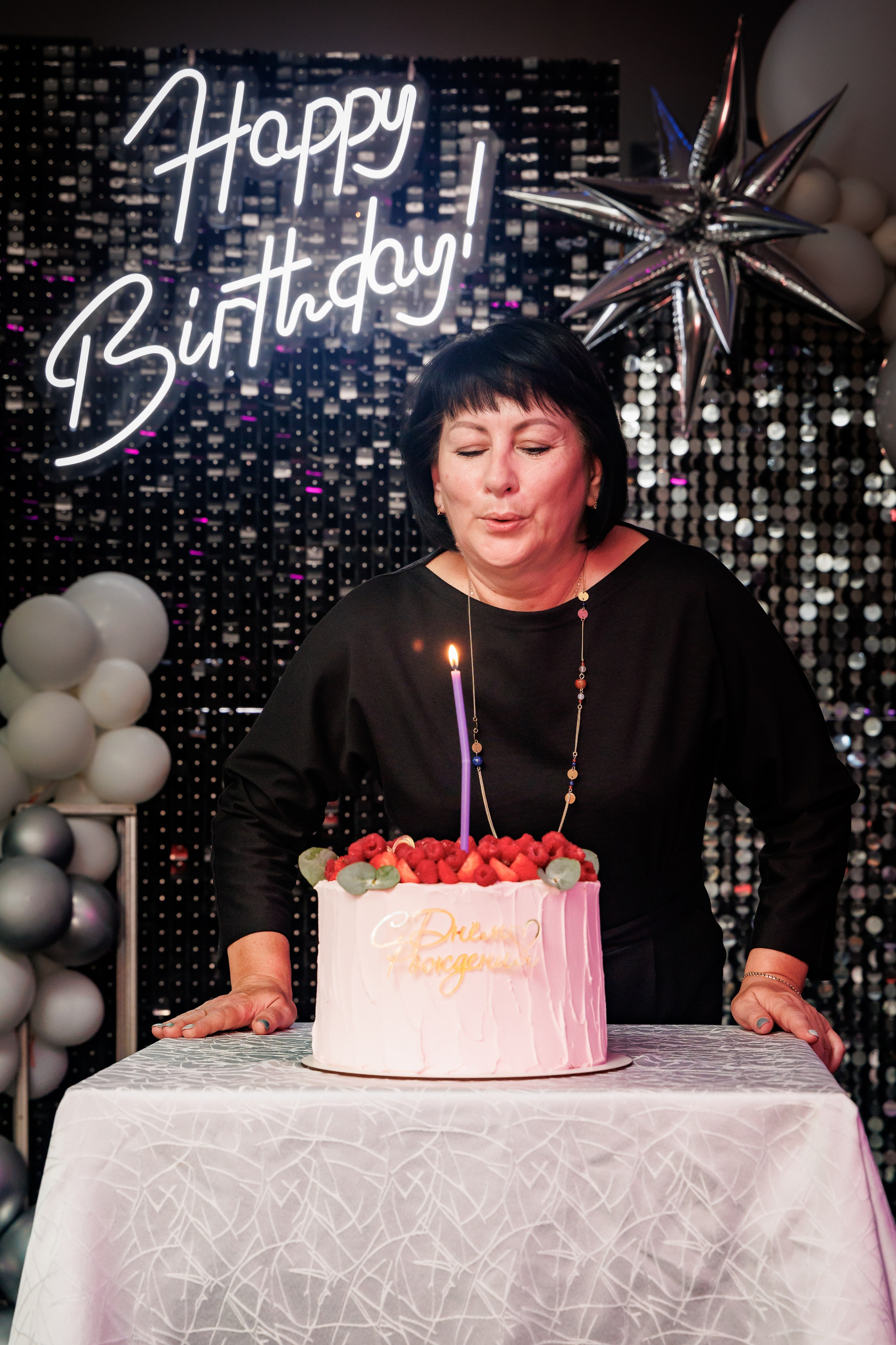 Татьяне снова 18-ть. Свадебный и семейный фотограф в г. Волхов Алексей Кочерыжкин