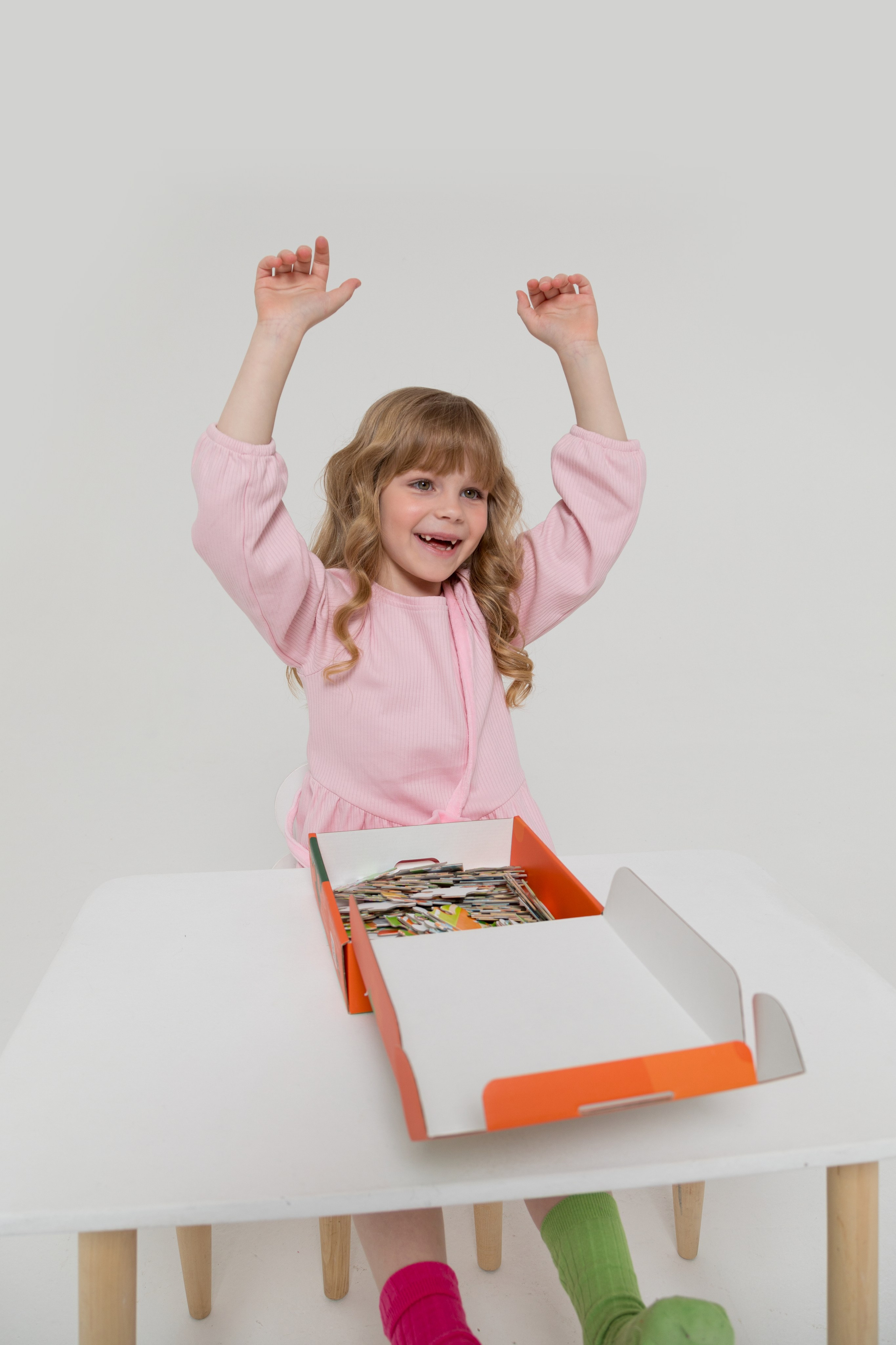 Имиджевая и каталожная съёмка для бренда детских пазлов. Детский и контент фотограф Надя Волкова Санкт-Петербург