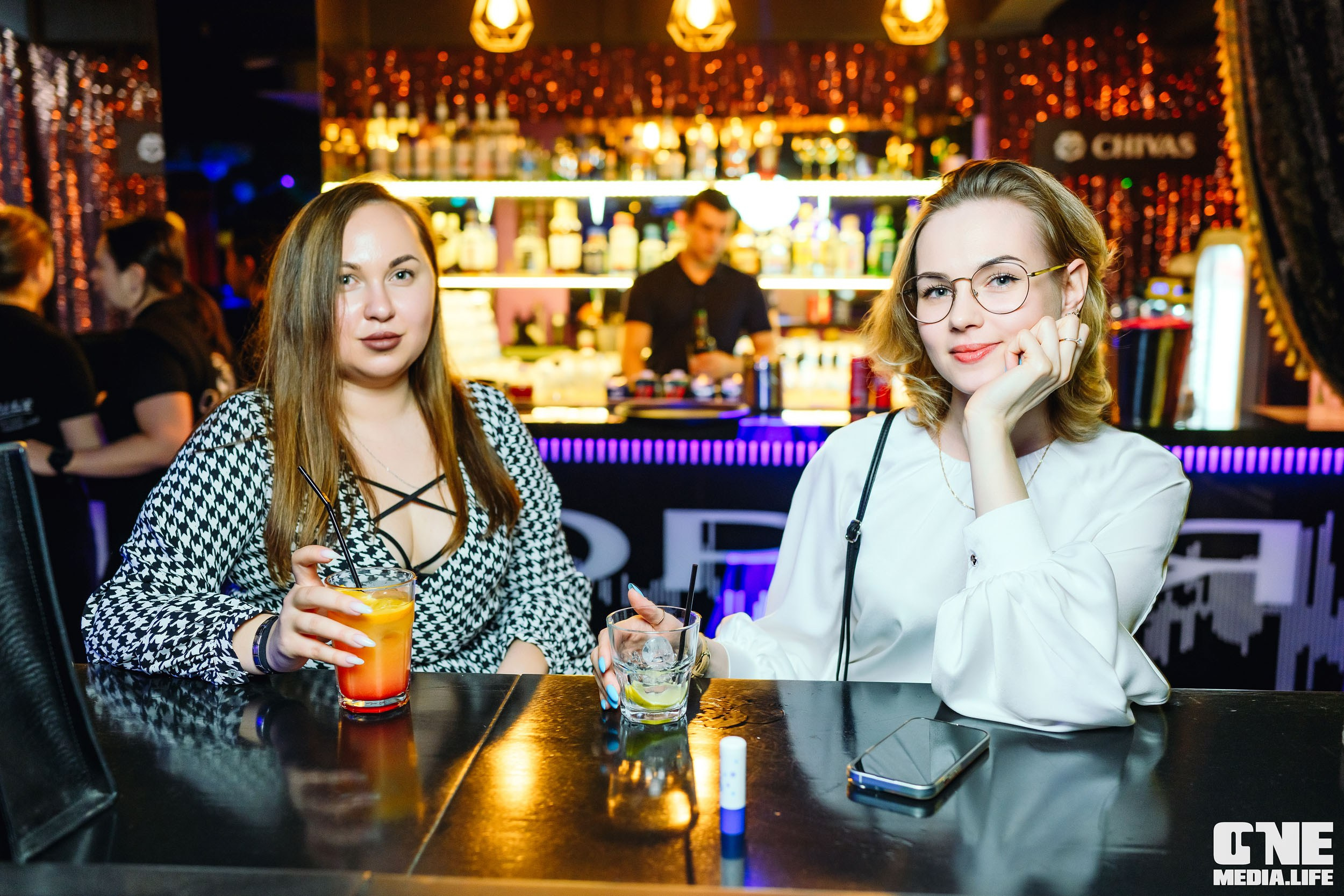 Фоторепортаж из караоке-клуба Эйфория. One Media Life: фоторепортажи, фотоотчеты с мероприятий и заведений