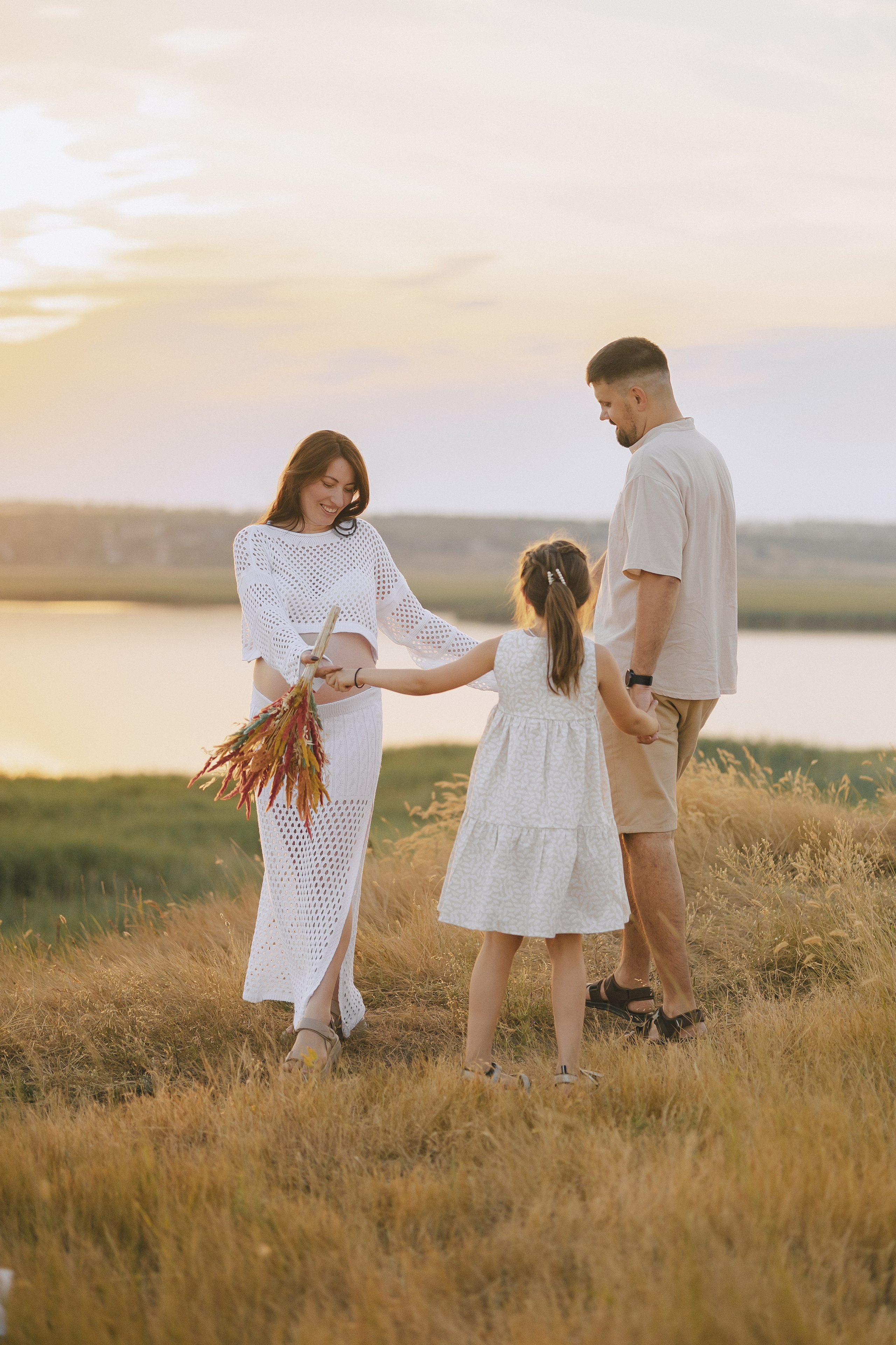 Лиля, Артем и Ксюша. Фотограф Таганрог Любимая Надя