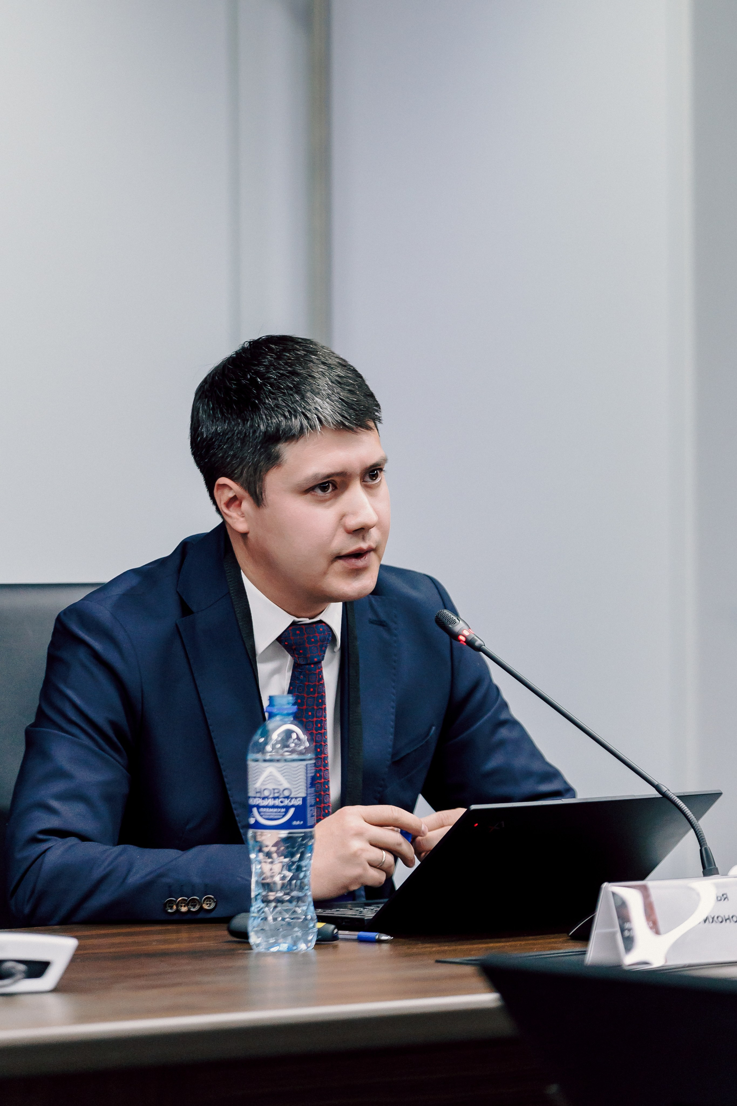 СКБ Контур — Форум будущего — Деловая программа. Лёшка Варзегов — фотограф