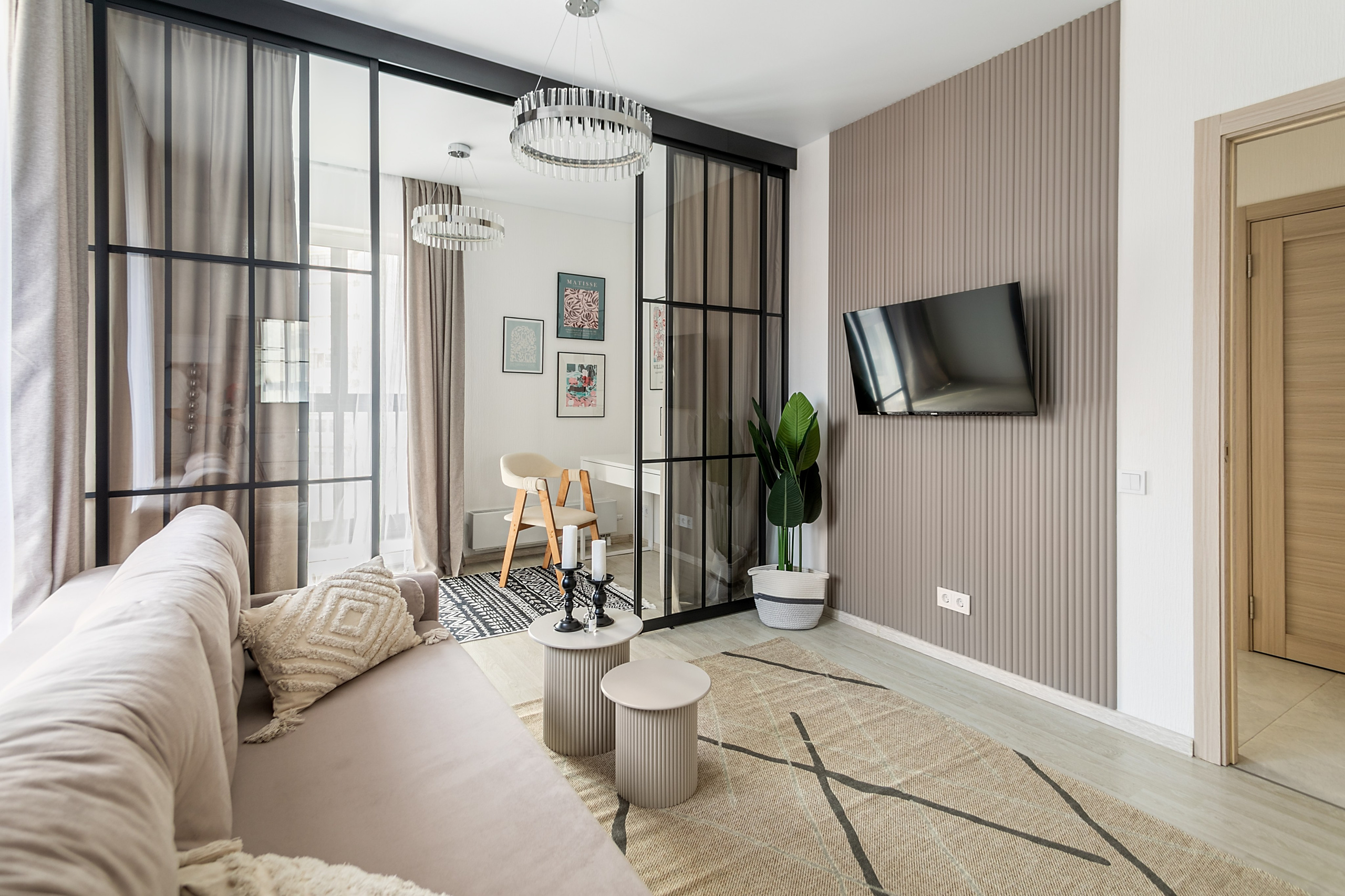 Ул. Ремизова. Лена Крутова. Фотограф в Москве