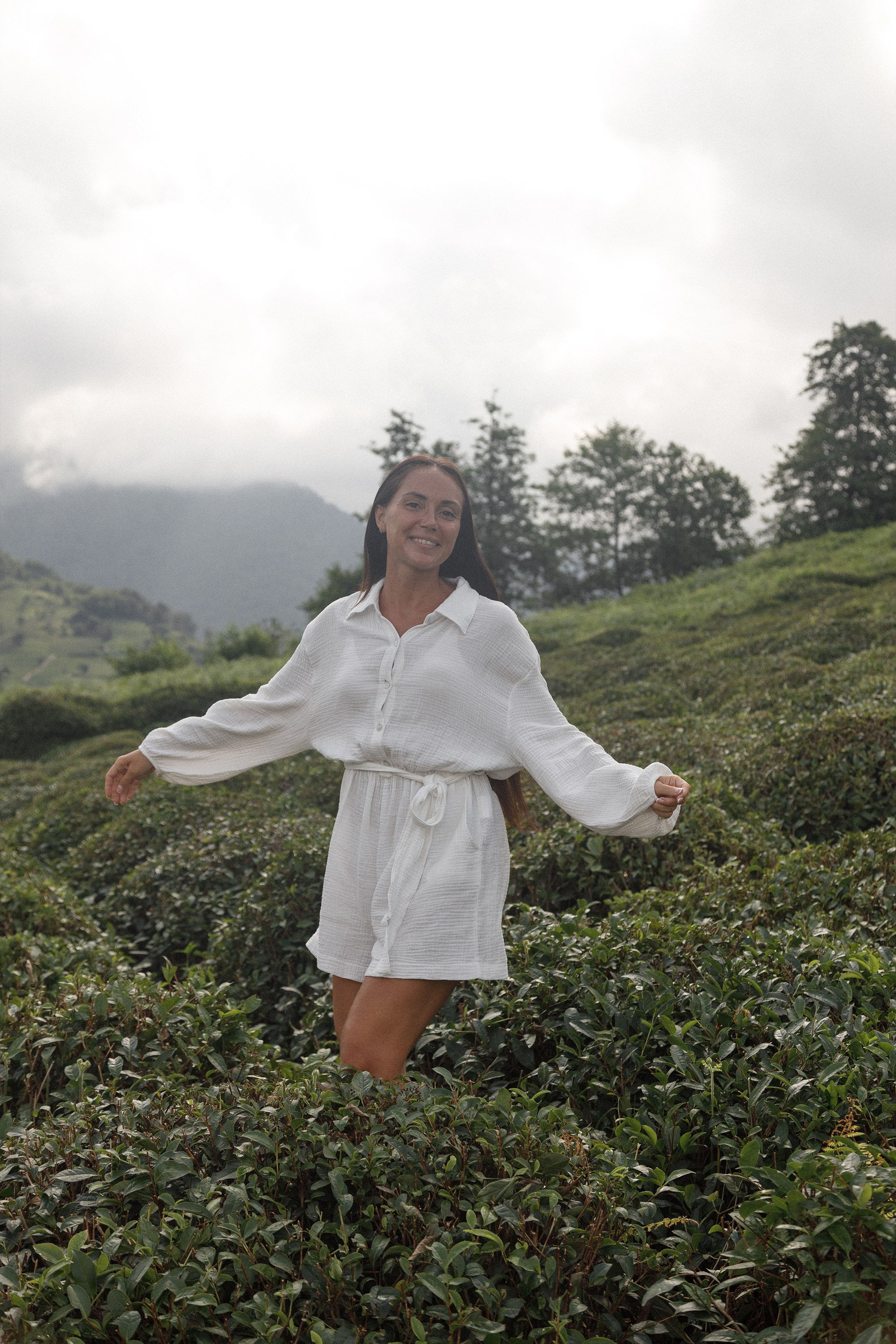 Портретная фотосессия в чайных плантациях