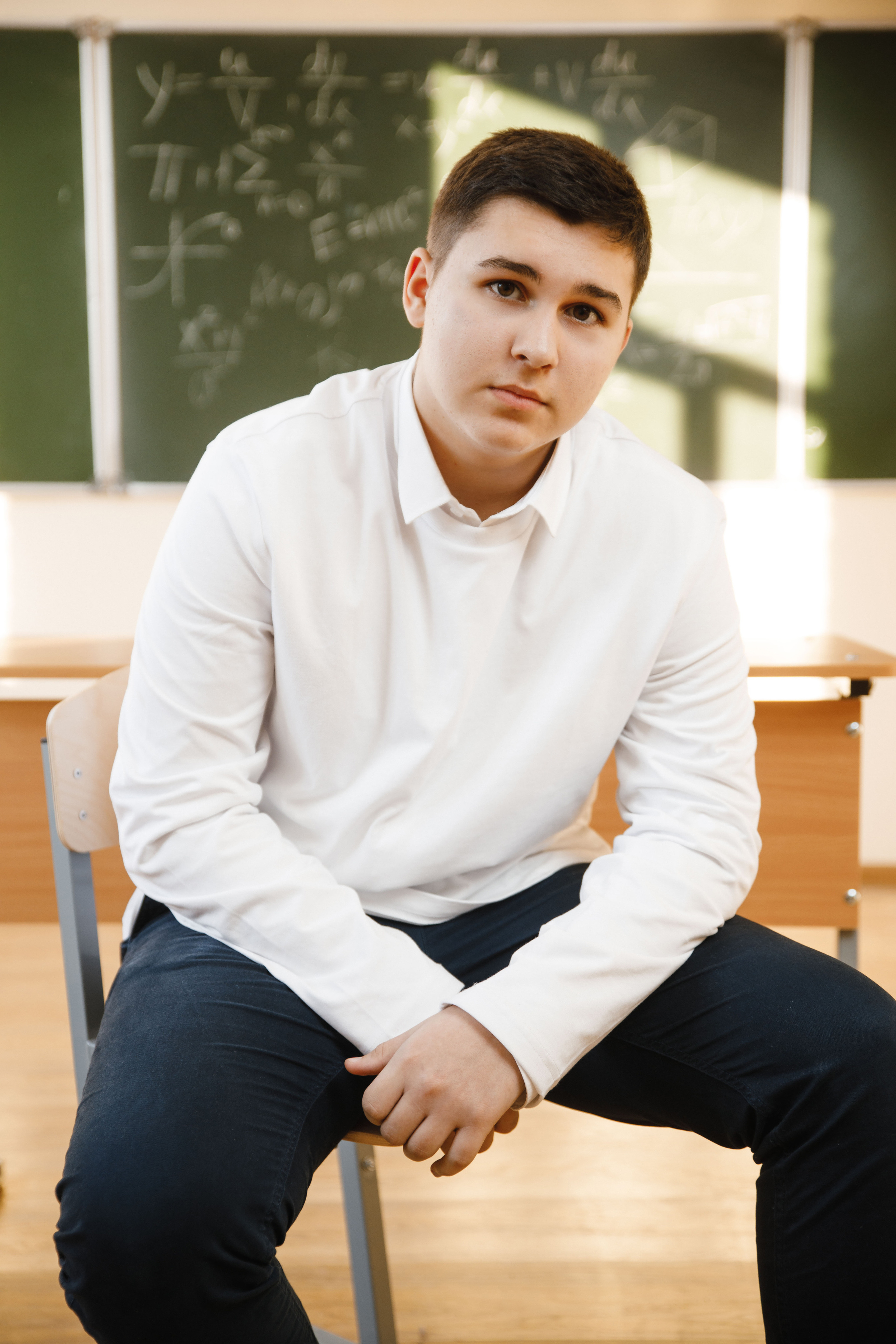 Выпускные школьные альбомы. Фотограф Андрей Баксов