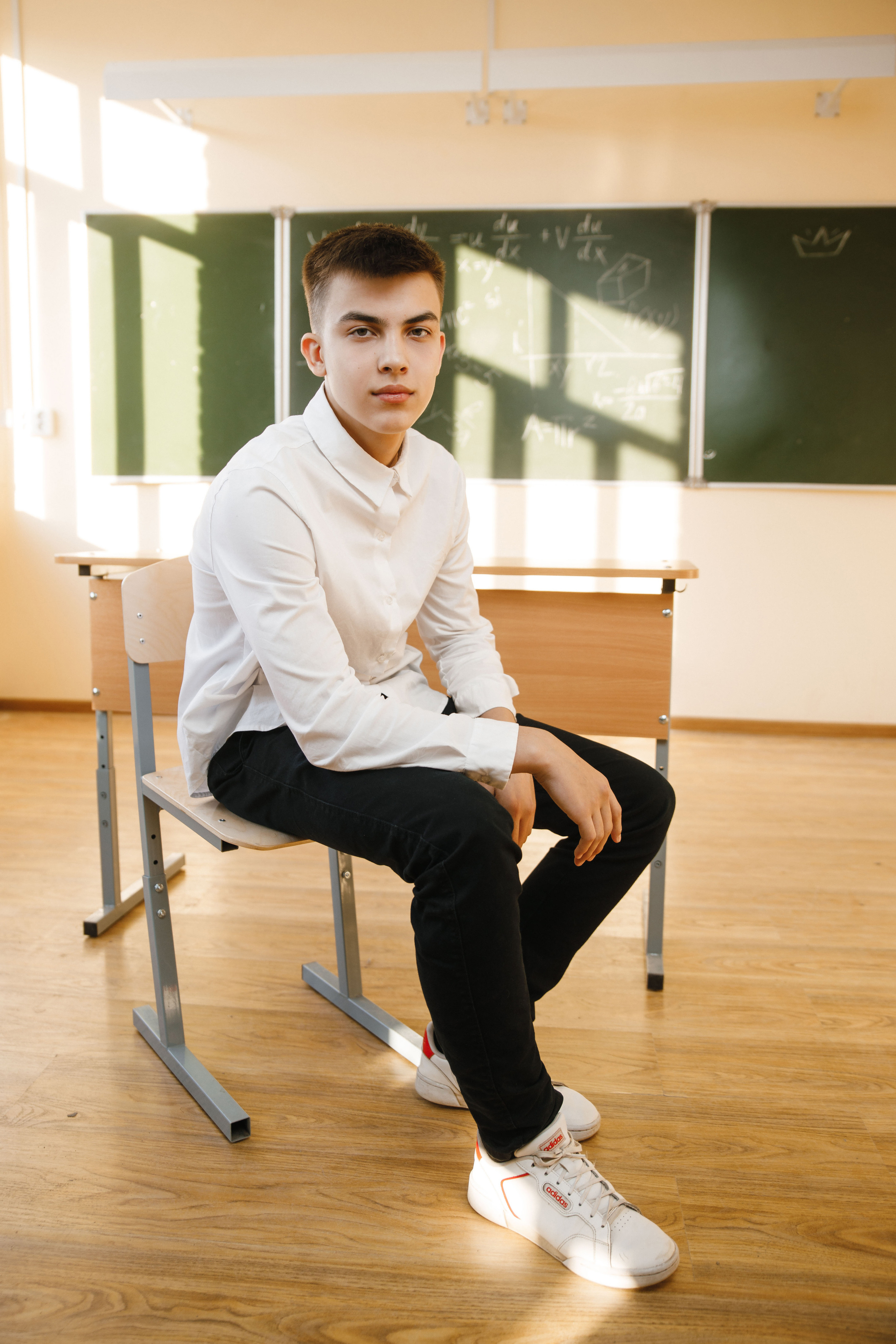 Выпускные школьные альбомы. Фотограф Андрей Баксов