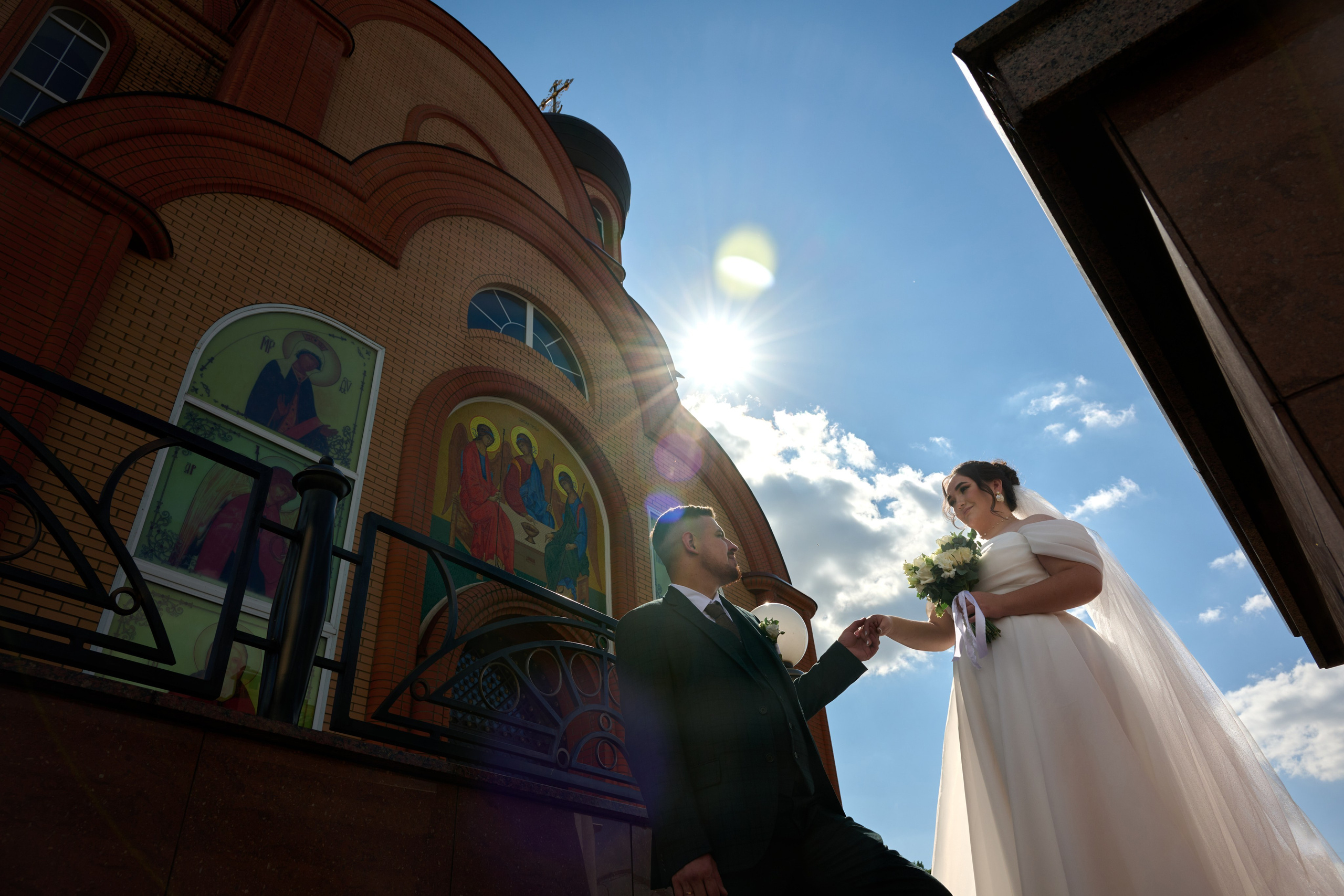 Профессиональный фотограф Старый Оскол, Губкин — свадьба, венчание, крещение, юбилей и день рождения