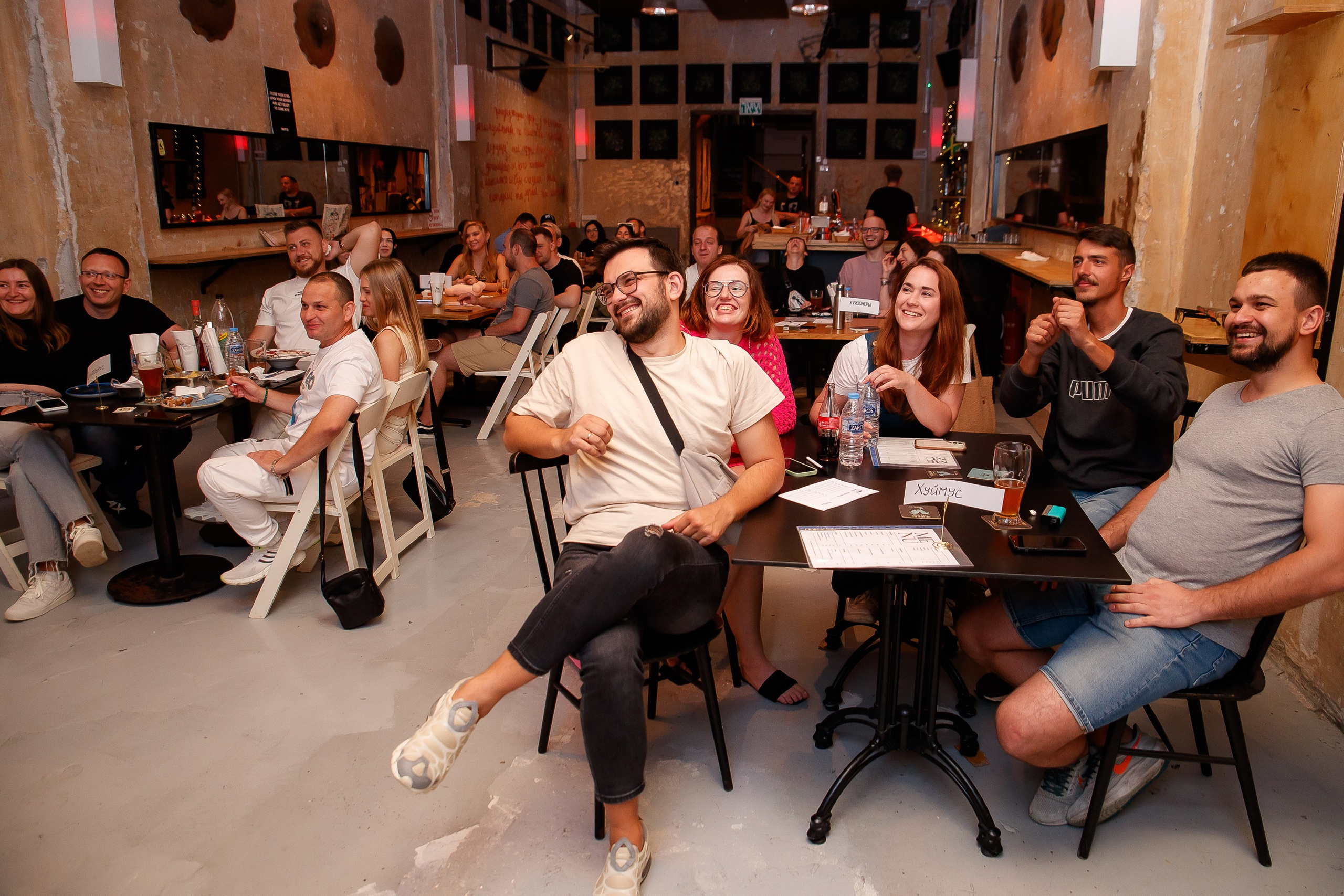 מָשׁוֹב. יבגני פלבין. צלם. תעשייה, דיווחים, חתונות, פורטרט