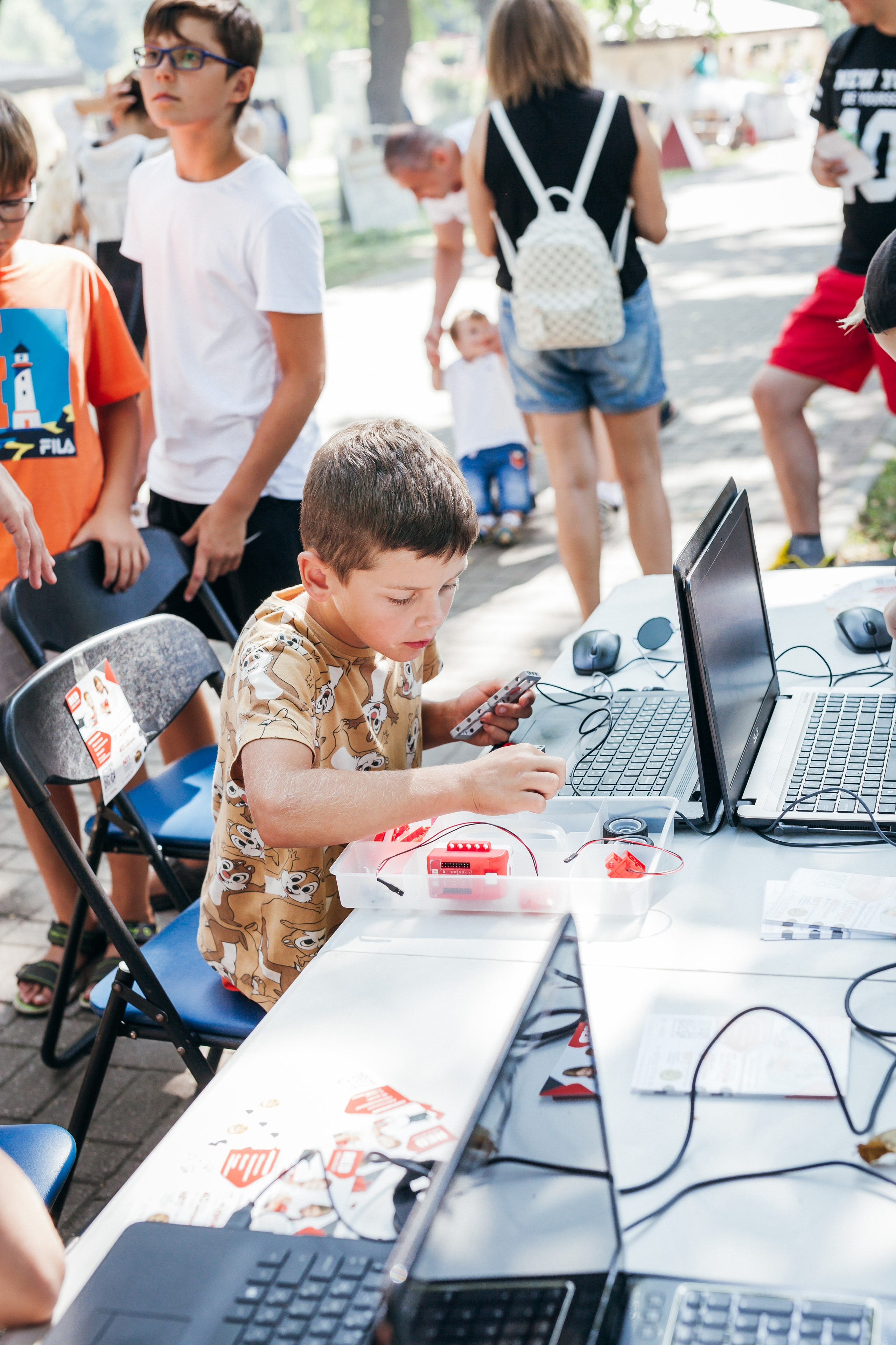 Фестиваль «Бэйбиум» ботанический сад. Портретный и семейный фотограф в Минске