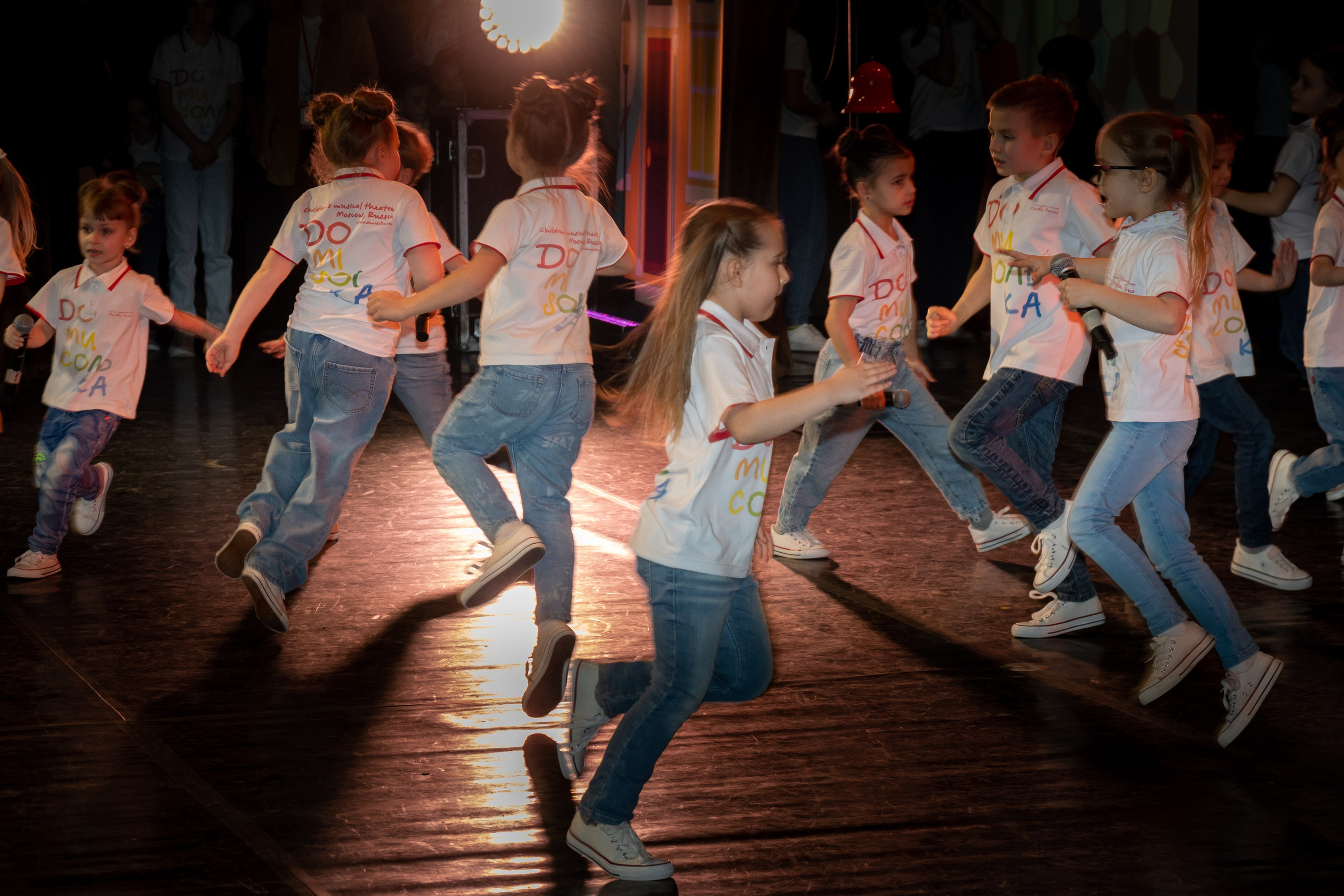 Съёмка концерта для Домисольки, большой концертный зал Космос. «Студия DRONAVT`s» — видеосъёмка и фотография г. Москва