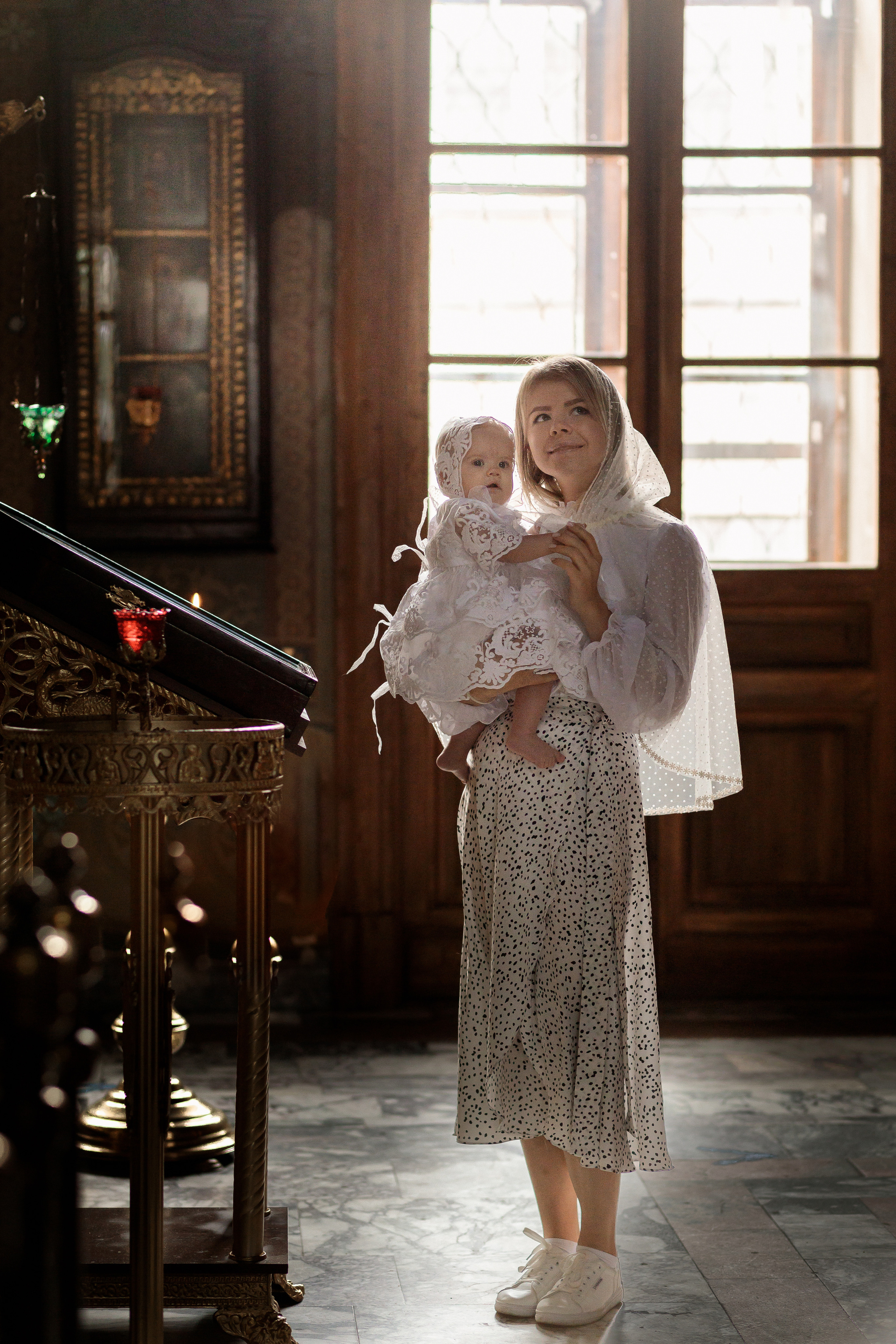 Крещения и венчания. Фотограф на крещение в Москве Нина Лобасова