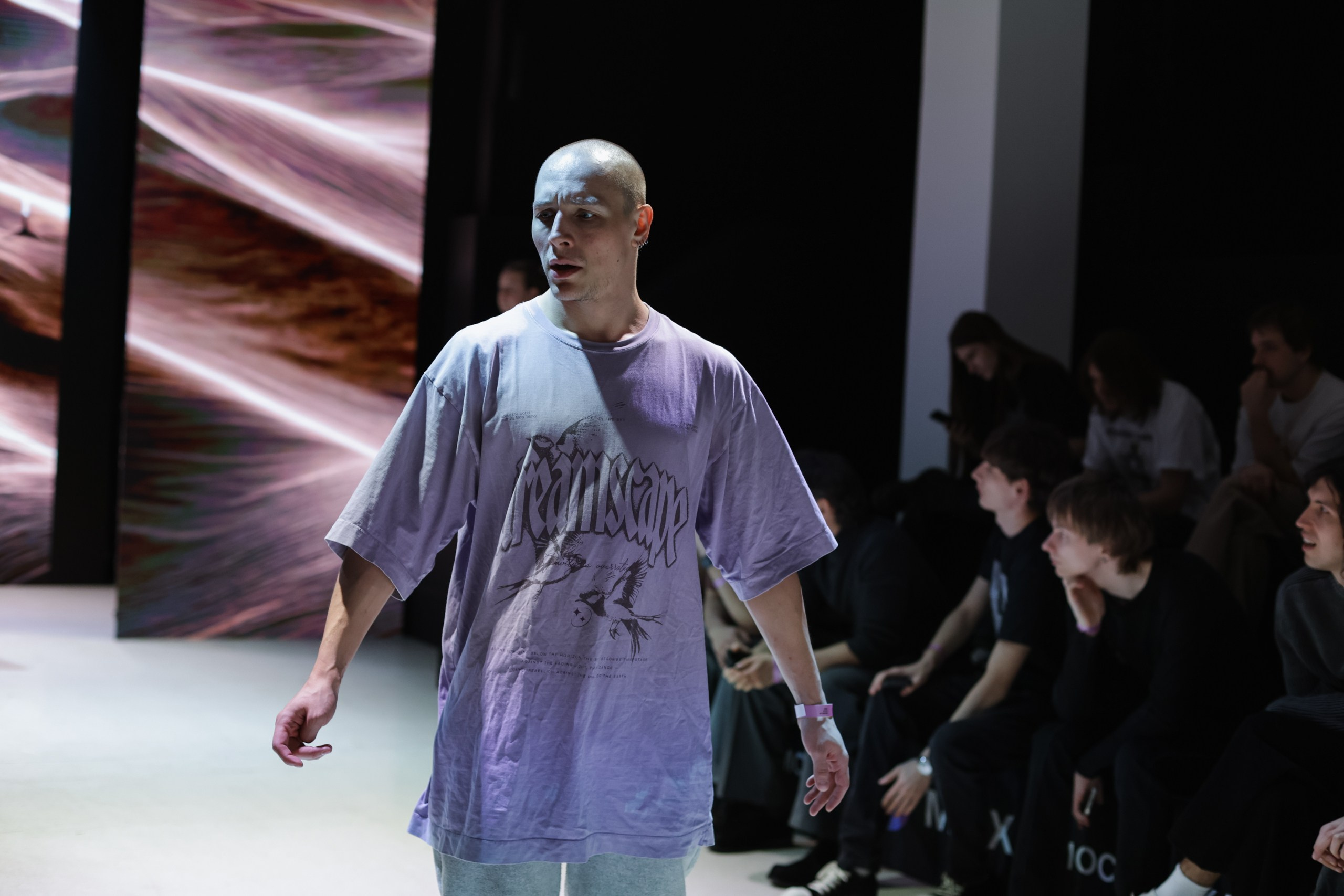 Показ IVAN KUTUZOV — Moscow Fashion Week 18/03. Jane Kudryavtseva — Репортажный и портретный топ фотограф Москва