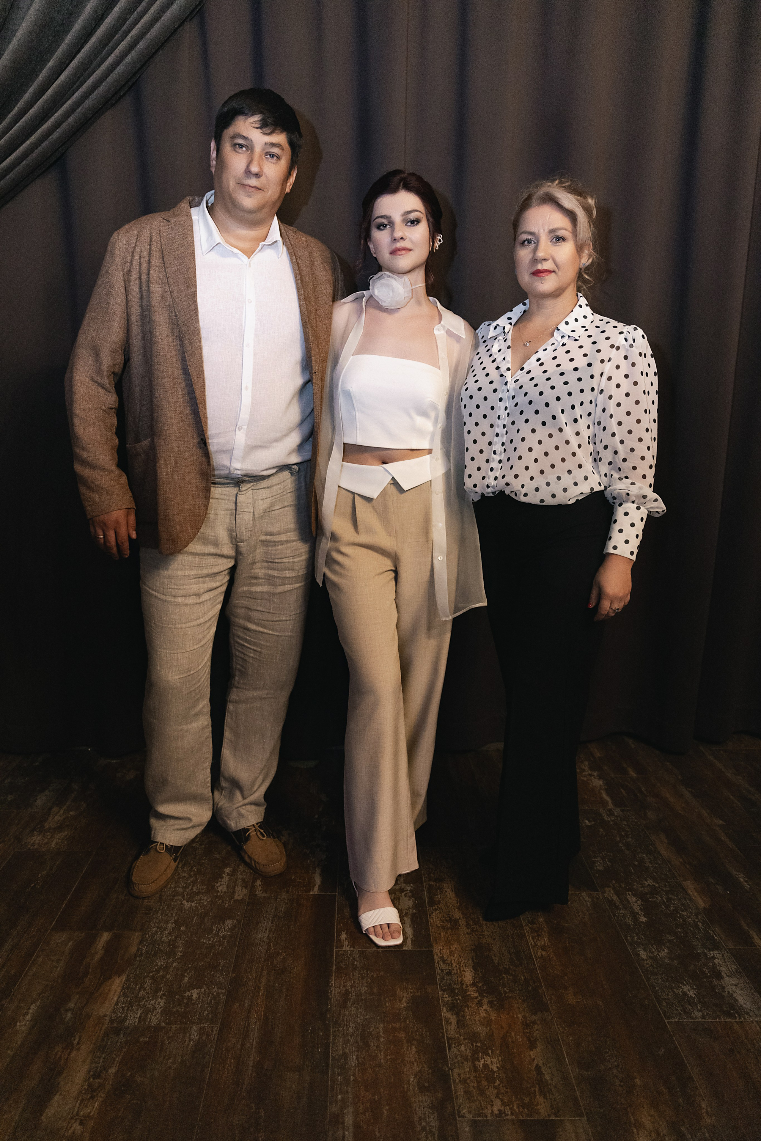 11 класс Гимназия 69. Фотограф и Видеограф в Краснодаре Юлия Солодченко