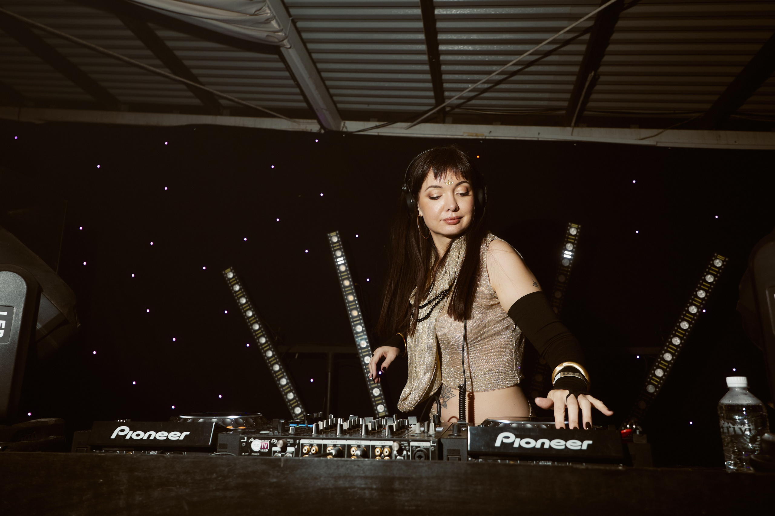 ILLEGAL FRIENDS — MIRAGE [PART III]. СВОИ. ФОТООТЧЕТЫ-СОБЫТИЯ-МЕСТА