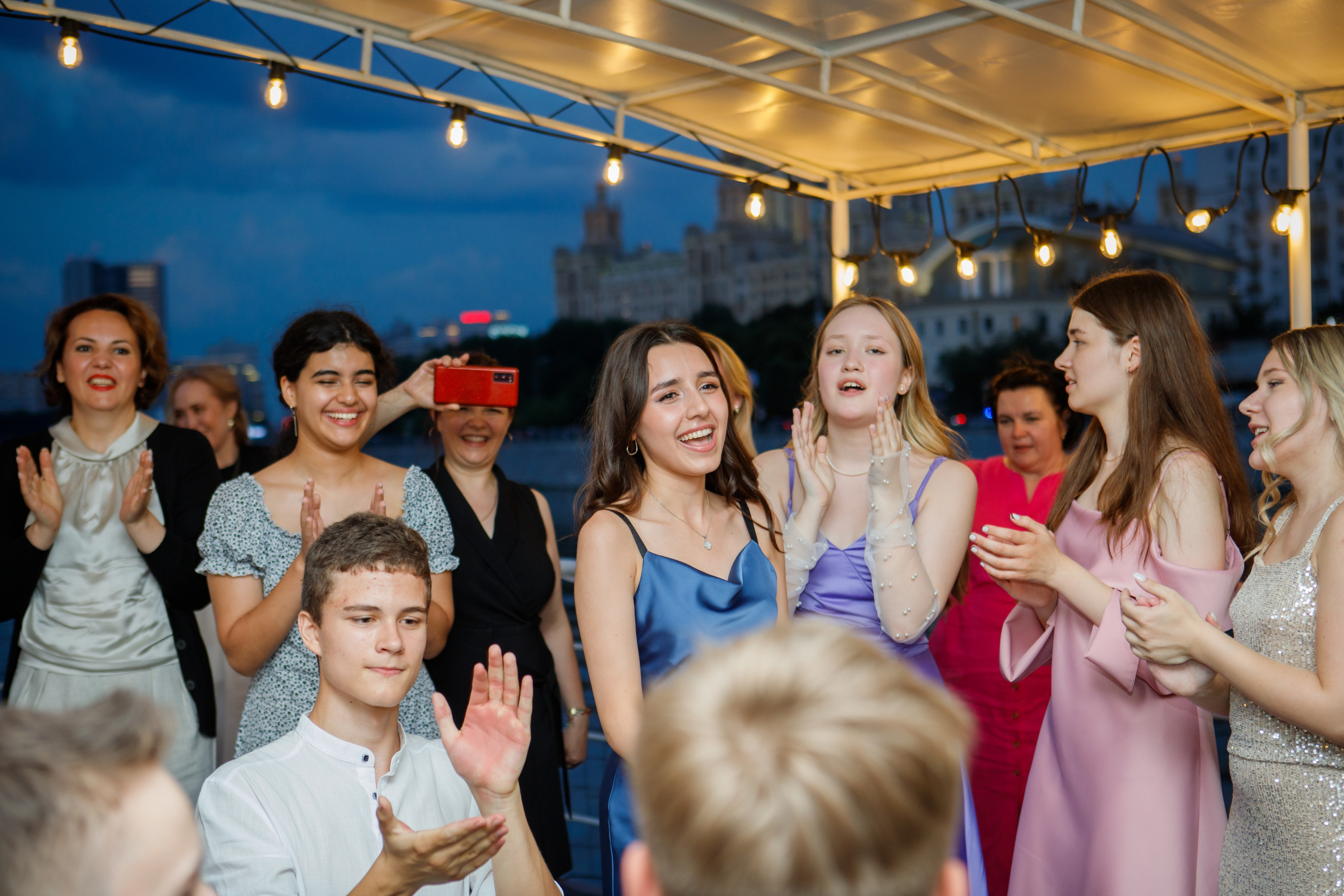 9 класс / Гимназия № 1558 имени Росалии де Кастро / Выпускной. Детский и семейный фотограф Мария Киселёва. Москва