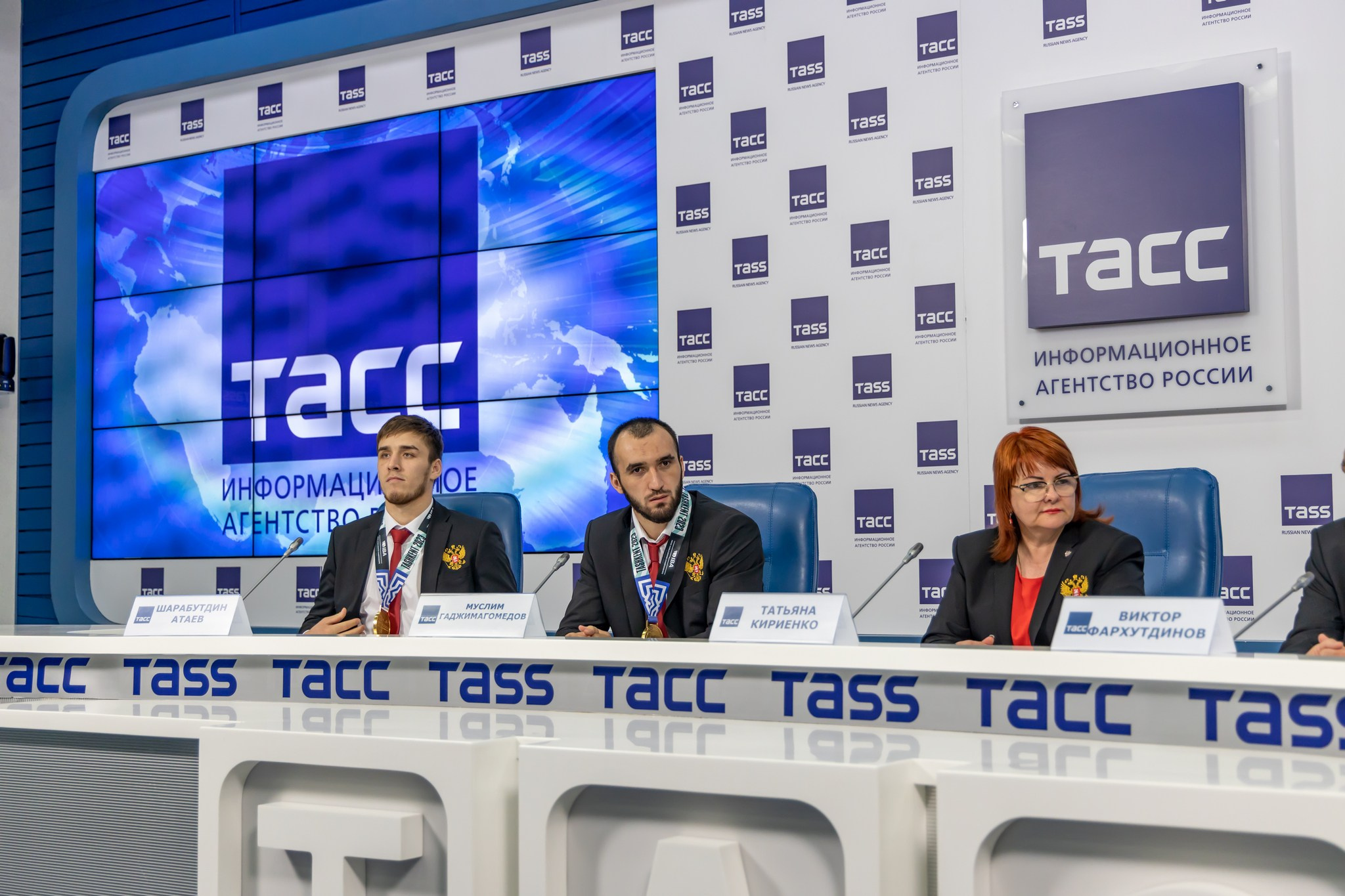 Пресс-конференция, посвященная достижениям мужской сборной Росси. Репортажный, семейный и студийный фотограф в Москве Демин Алексей