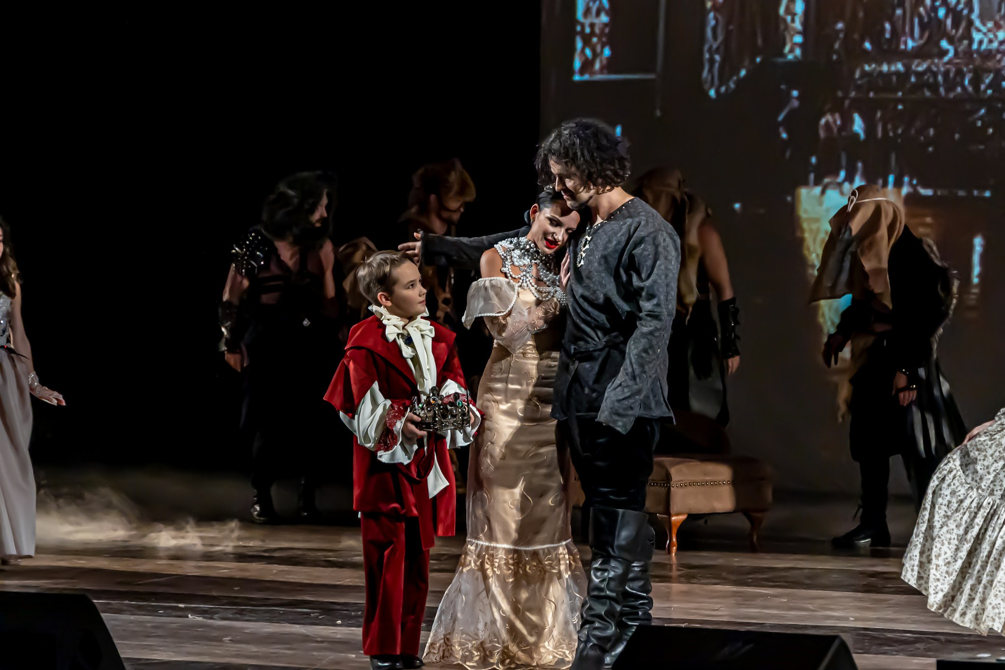 Премьера нового сенсационного рок-симфонического мюзикла «Замок забытых историй». Репортажный, семейный и студийный фотограф в Москве Демин Алексей