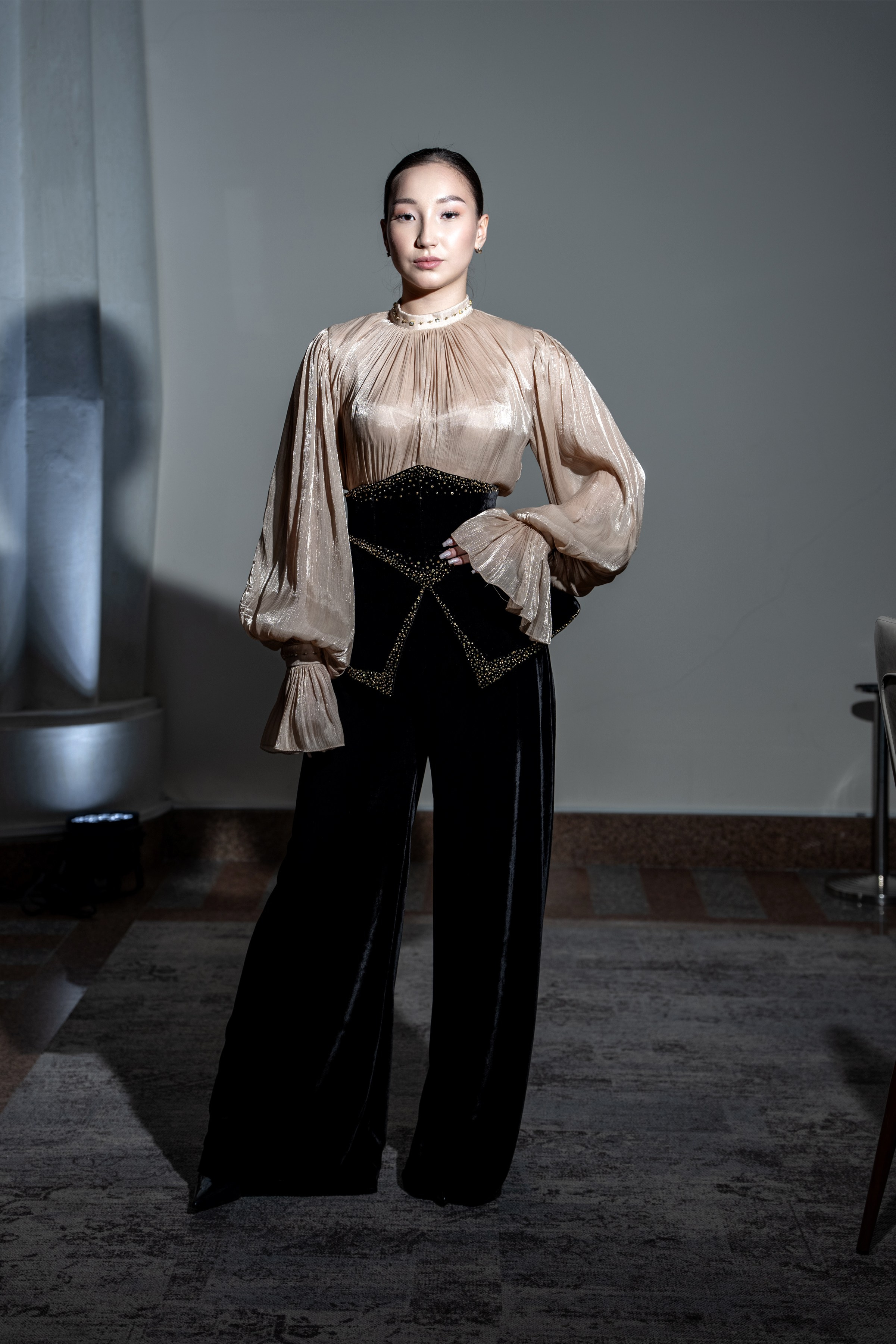 Backstage. Сайт Алматинского НЮ АРТ, будуар и фэшн фотографа Дениса Карпенко