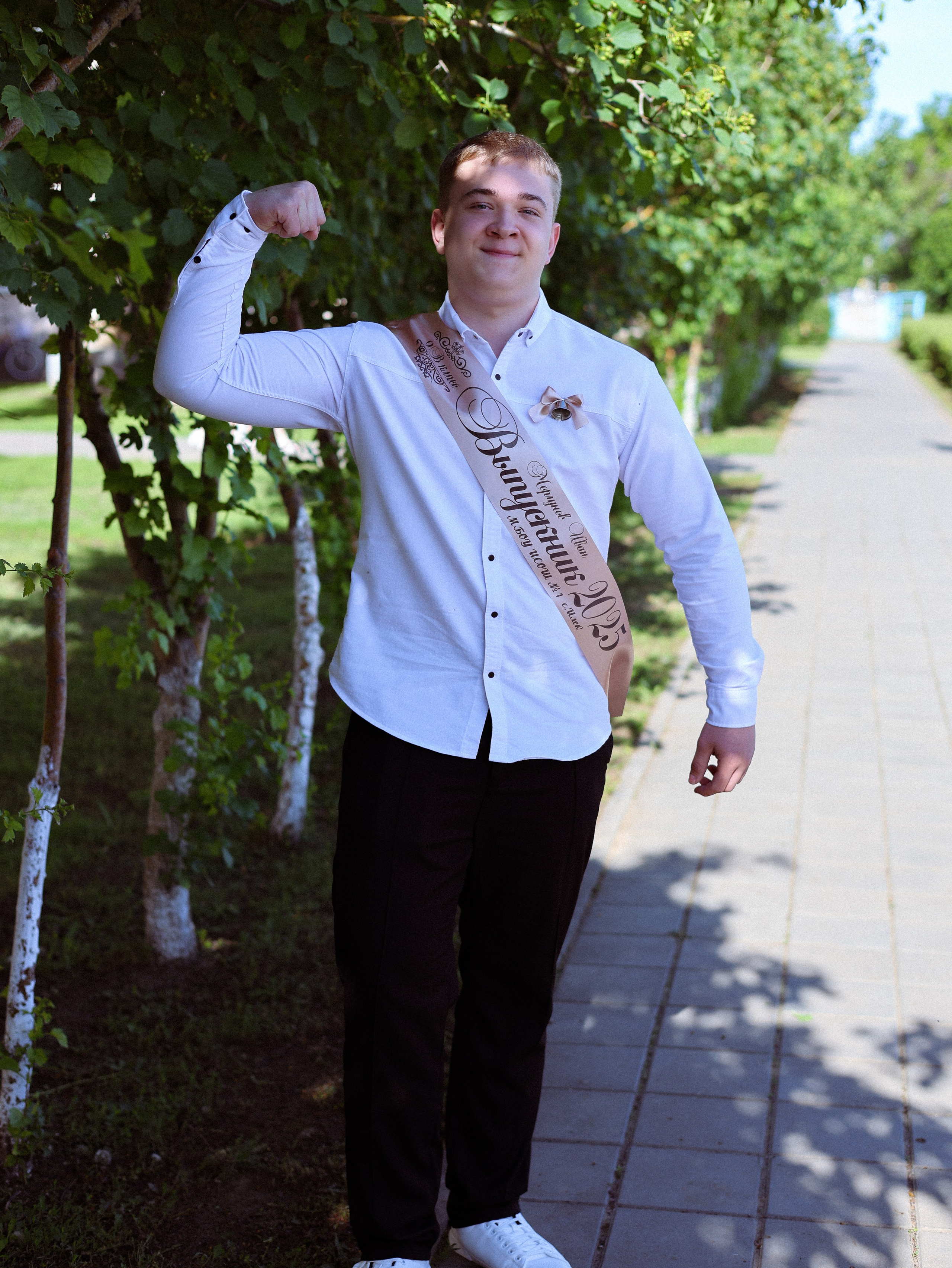 Последний звонок 2025. Мания, портретный фотограф в городе Оренбург