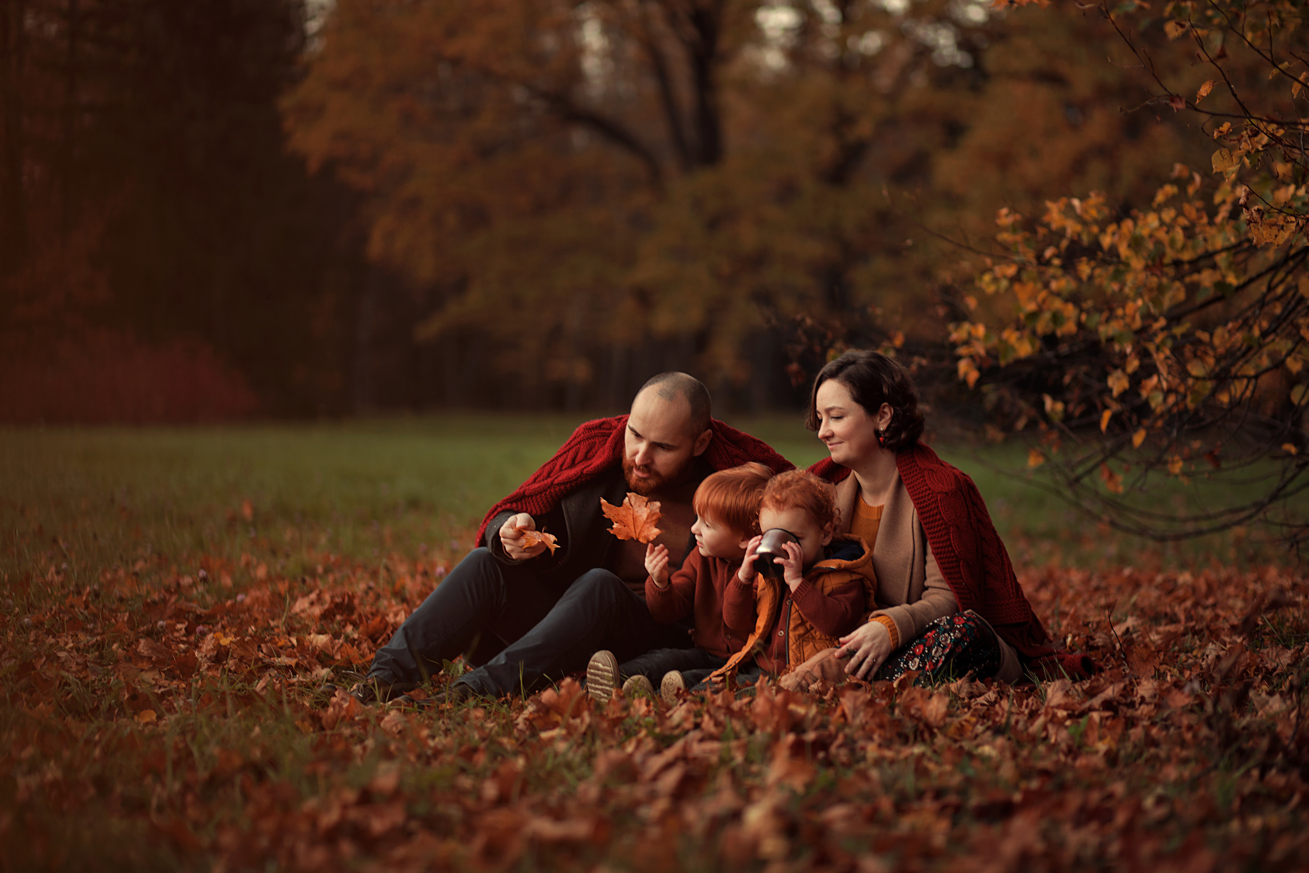 Анастасия, осенняя прогулка в Ораниенбауме. Фотограф Наталья Яковлева, Санкт-Петербург. Семьи, ньюборн, крещения