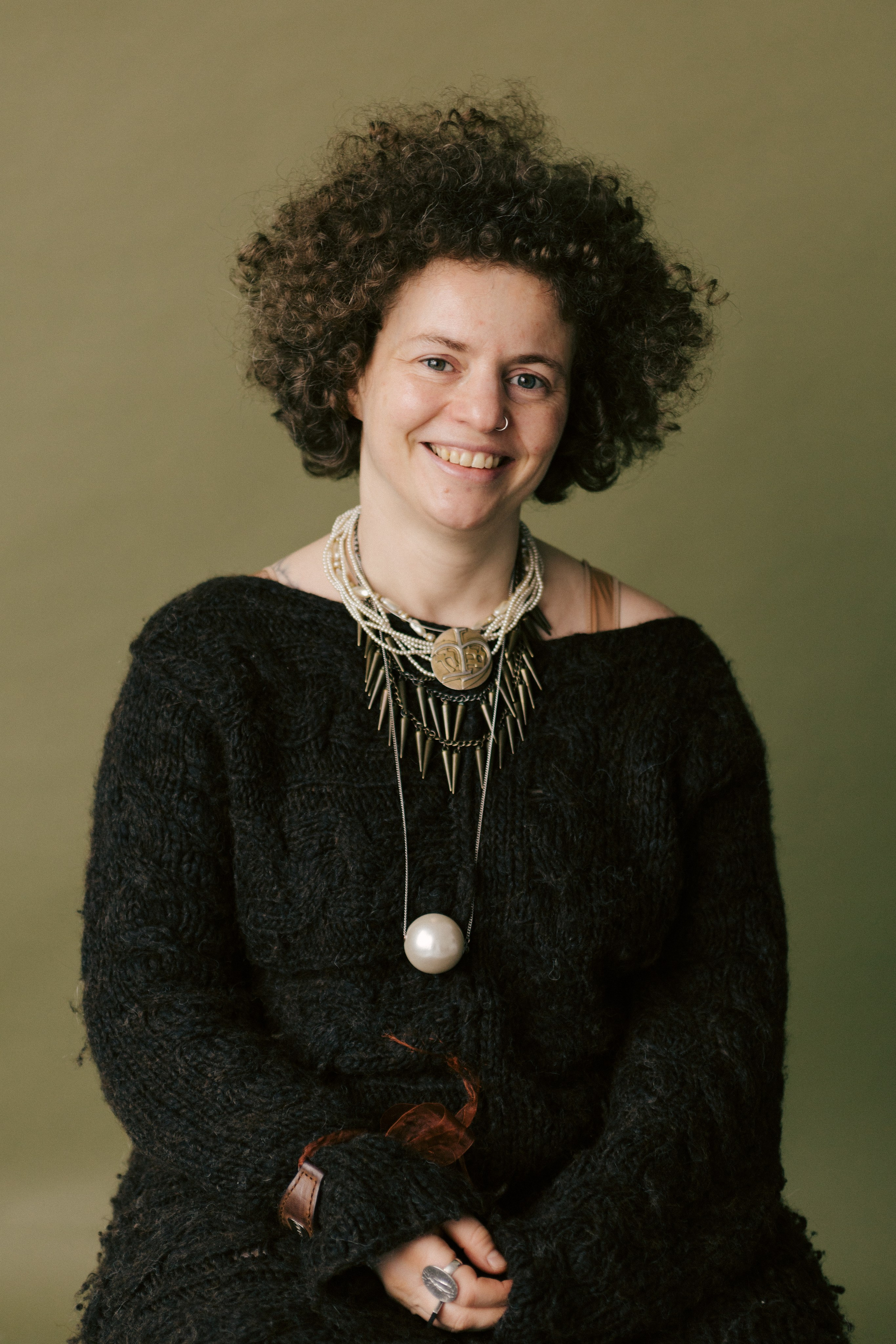 Белла. Студия