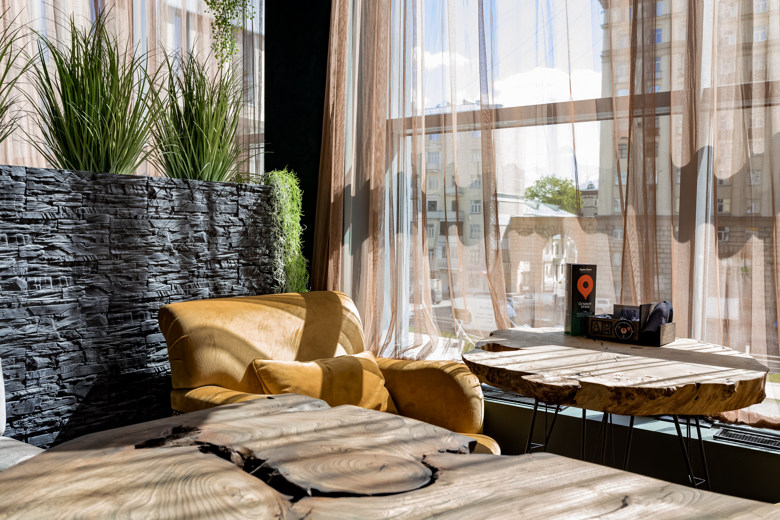 Съемка интерьера для лаундж-кафе La Fume на метро Красносельская. Интерьеры, Контент, Портреты | Фотограф в Москве Дани Терно