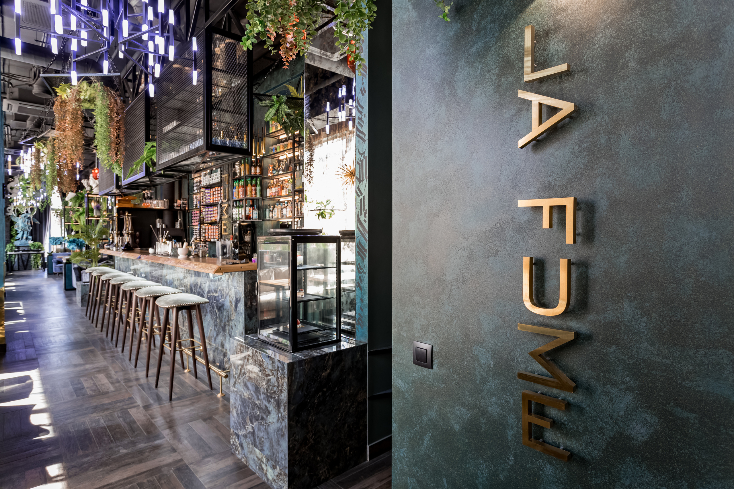 Съемка интерьера для лаундж-кафе La Fume на метро Красносельская. Интерьеры, Контент, Портреты | Фотограф в Москве Дани Терно