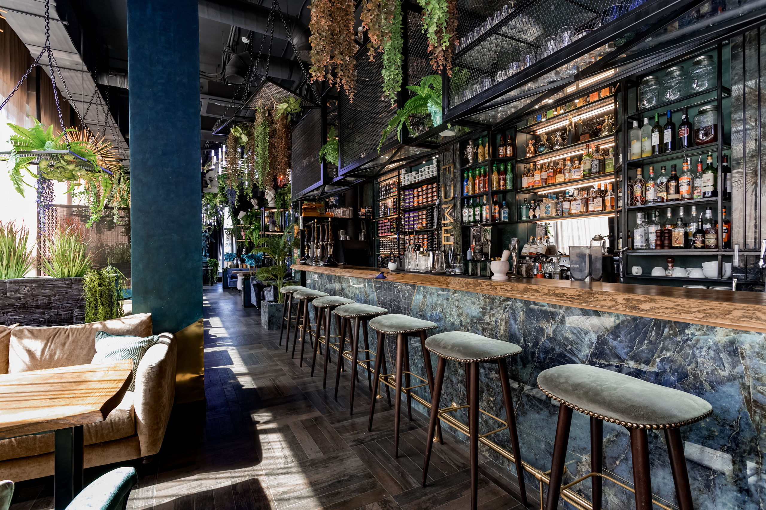 Съемка интерьера для лаундж-кафе La Fume на метро Красносельская. Интерьеры, Контент, Портреты | Фотограф в Москве Дани Терно