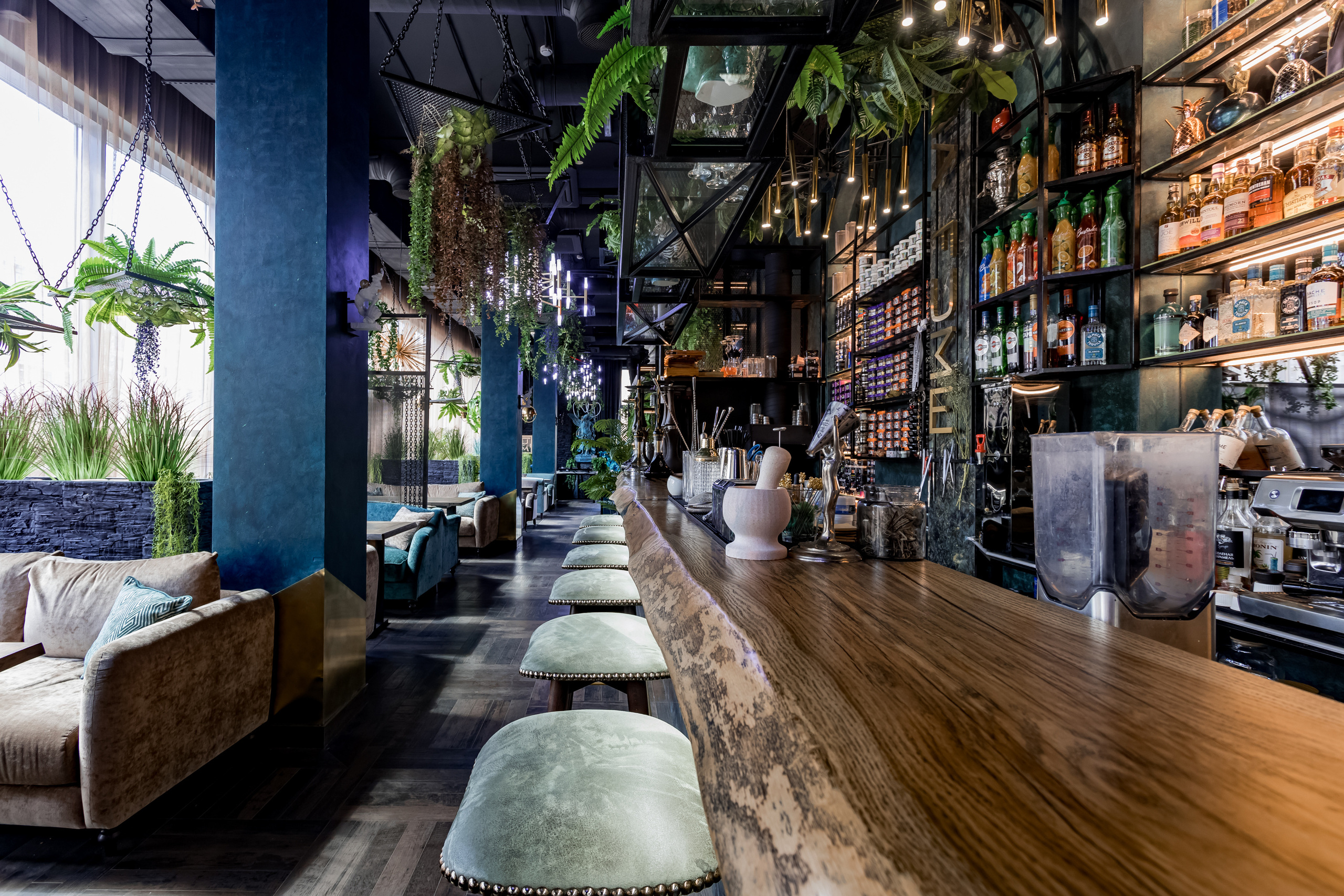 Съемка интерьера для лаундж-кафе La Fume на метро Красносельская. Интерьеры, Контент, Портреты | Фотограф в Москве Дани Терно