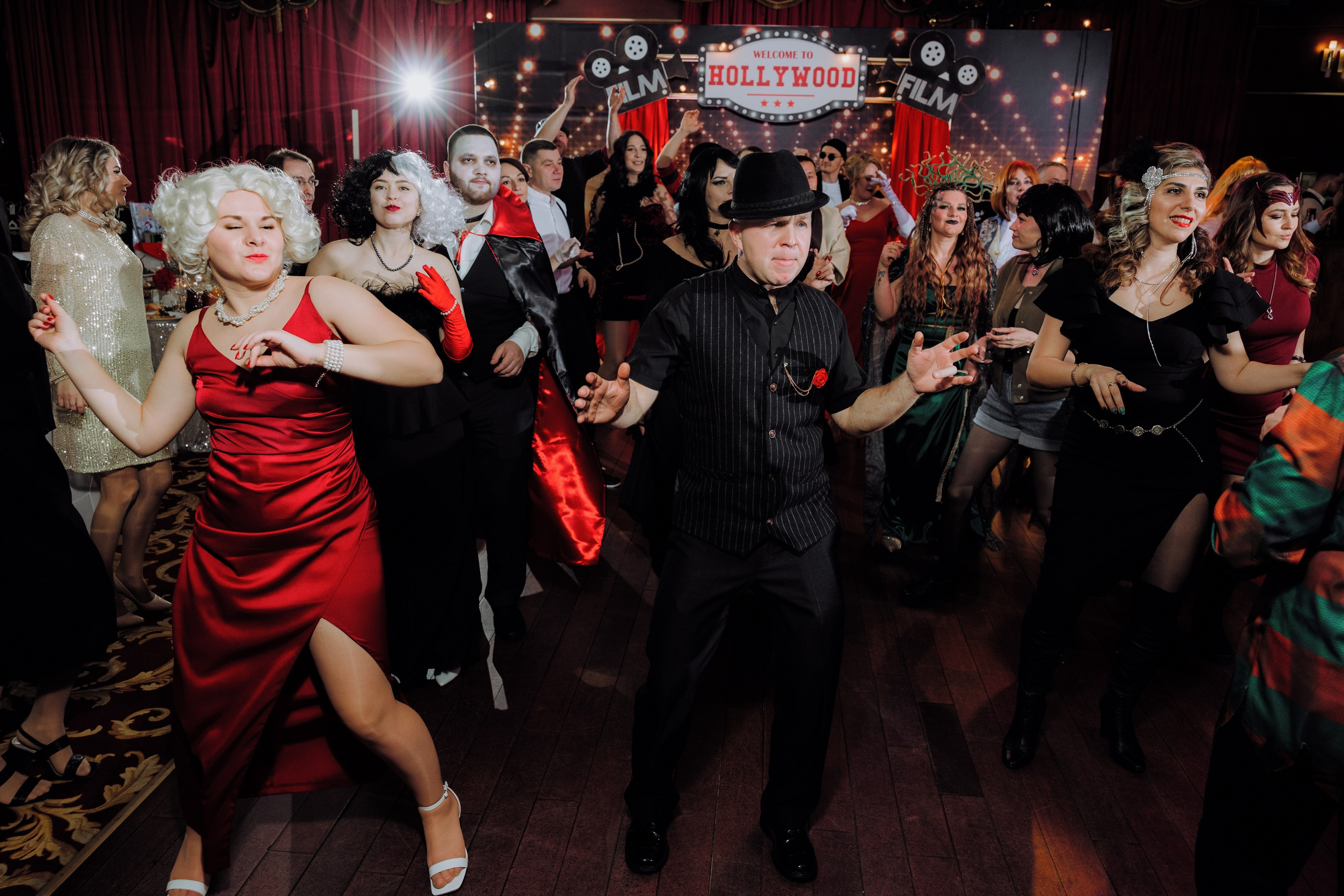 Корпоратив Profidvice в стиле Hollywood. АНДРЕЙ ШИРКАЛИН РЕПОРТАЖНЫЙ ФОТОГРАФ МОСКВА НА КОРПОРАТИВ, ДЕНЬ РОЖДЕНИЯ, БАНКЕТ, КОНФЕРЕНЦИЮ, ТИМБИЛДИНГ