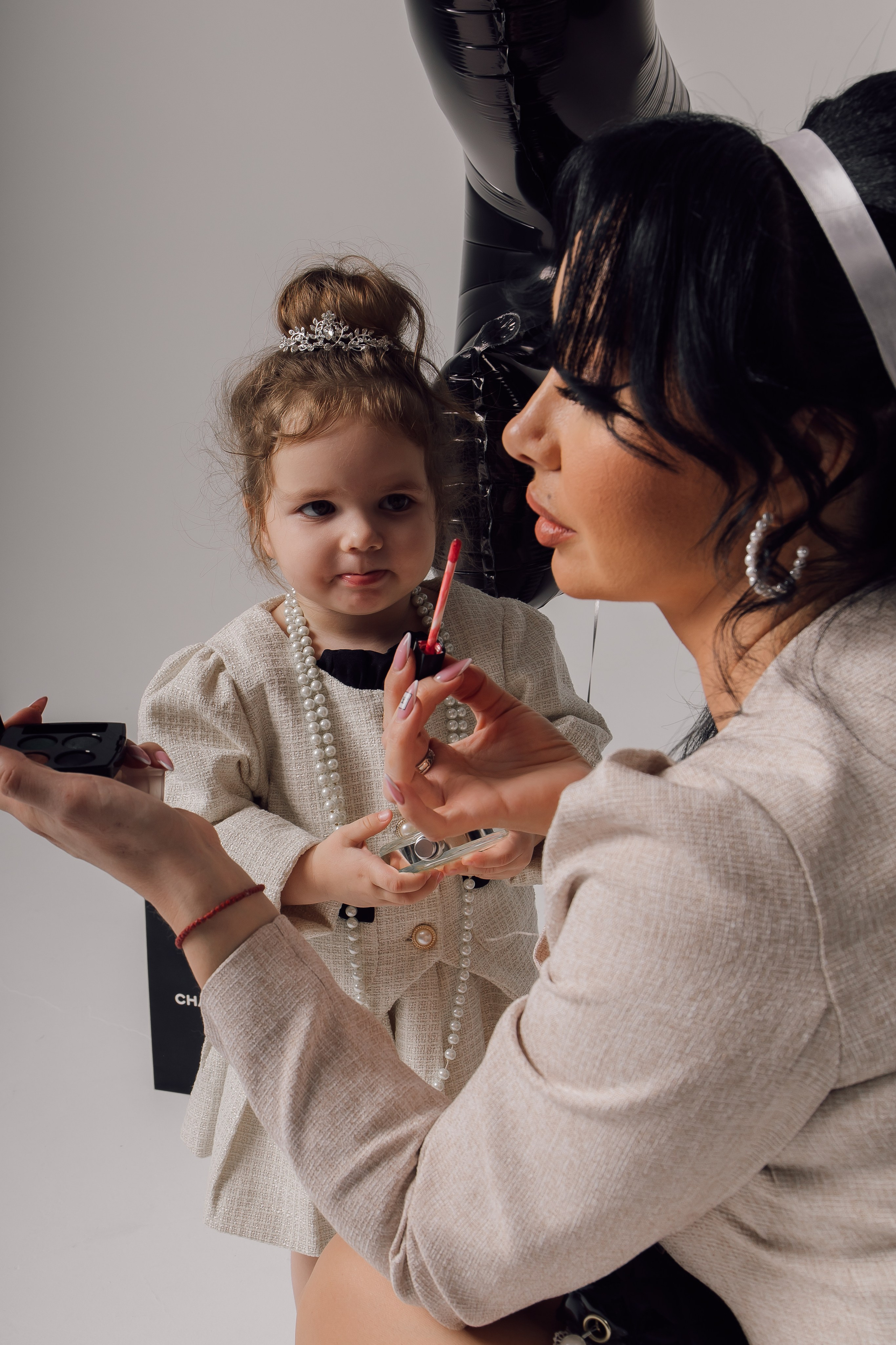 Оля и Александра