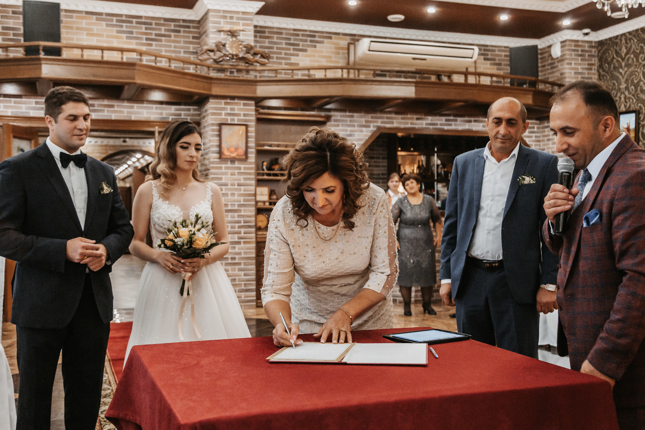 Арпине и Нарек. Свадебный семейный фотограф в Иркутске Светлана Светлакова