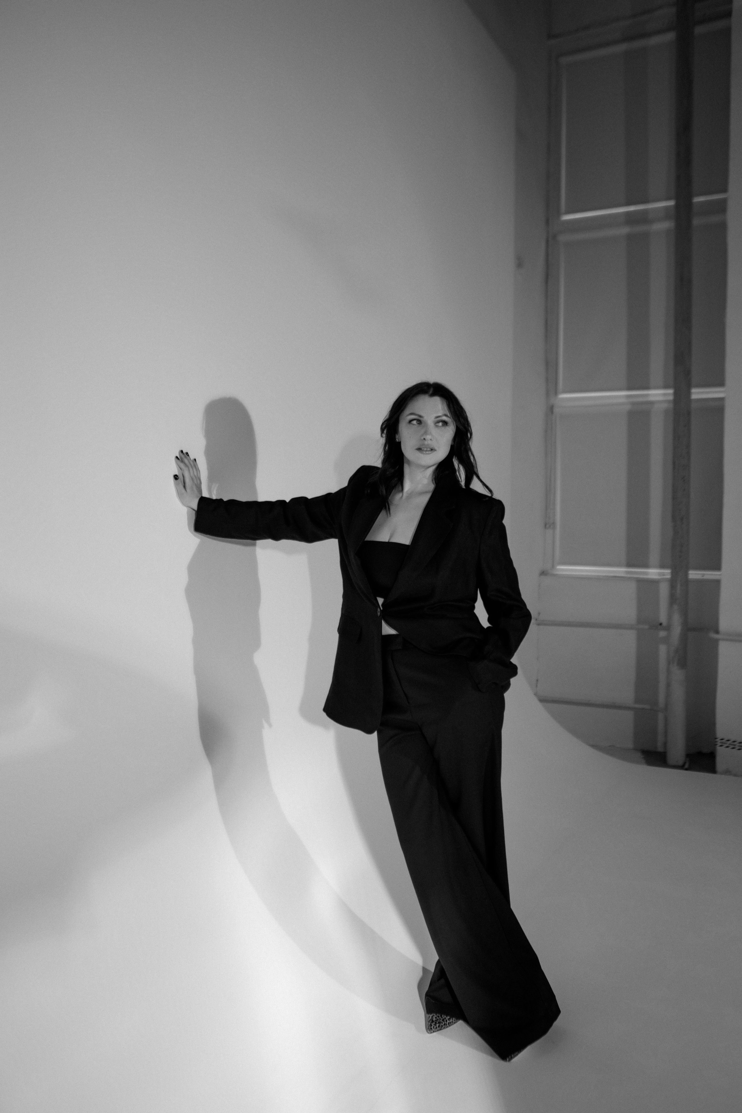 Анна ч/б. Главная