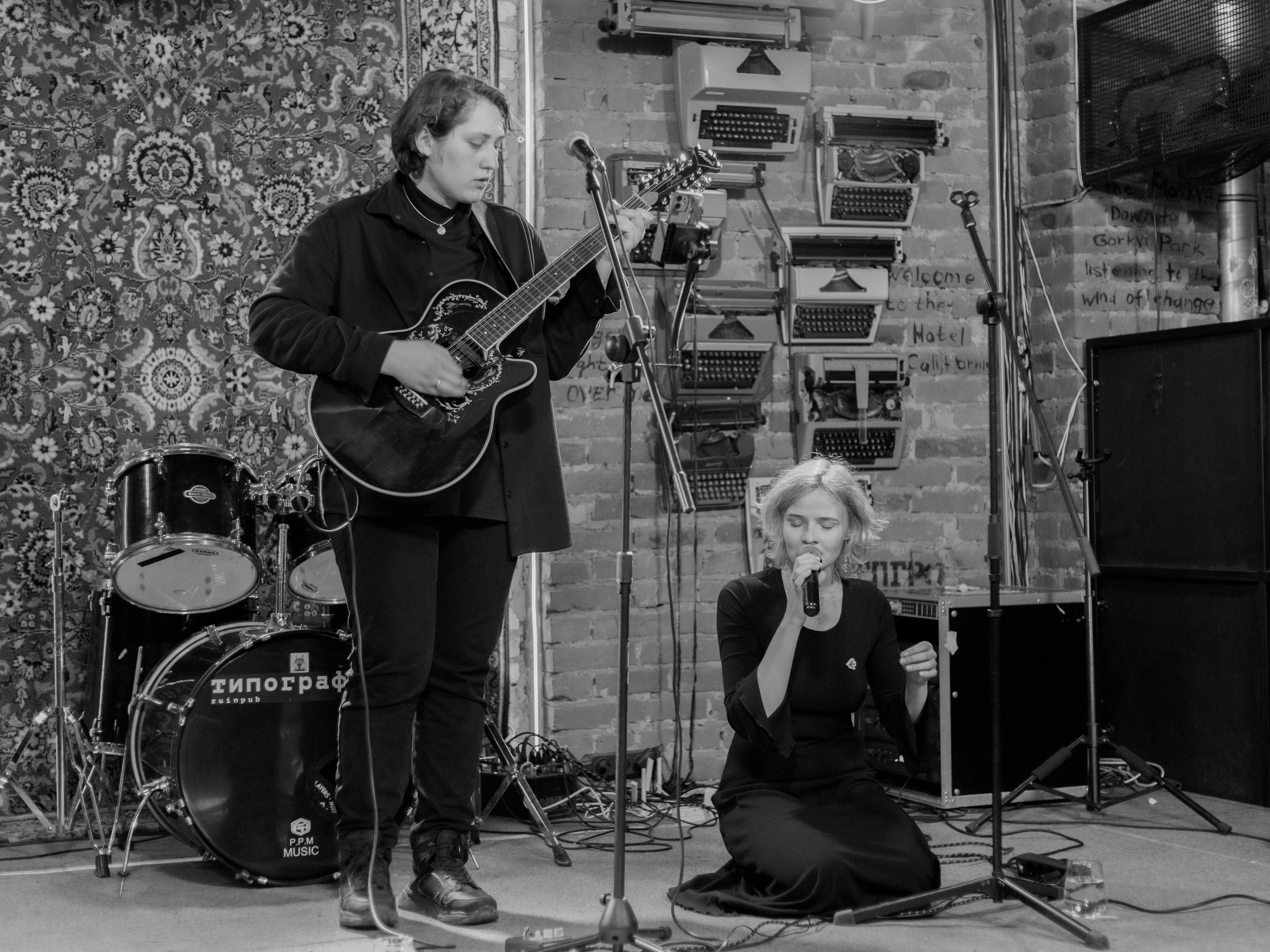 Концерт Огнева и Аня из Питера. Репортажный фотограф в Новосибирске Алена Помазунова