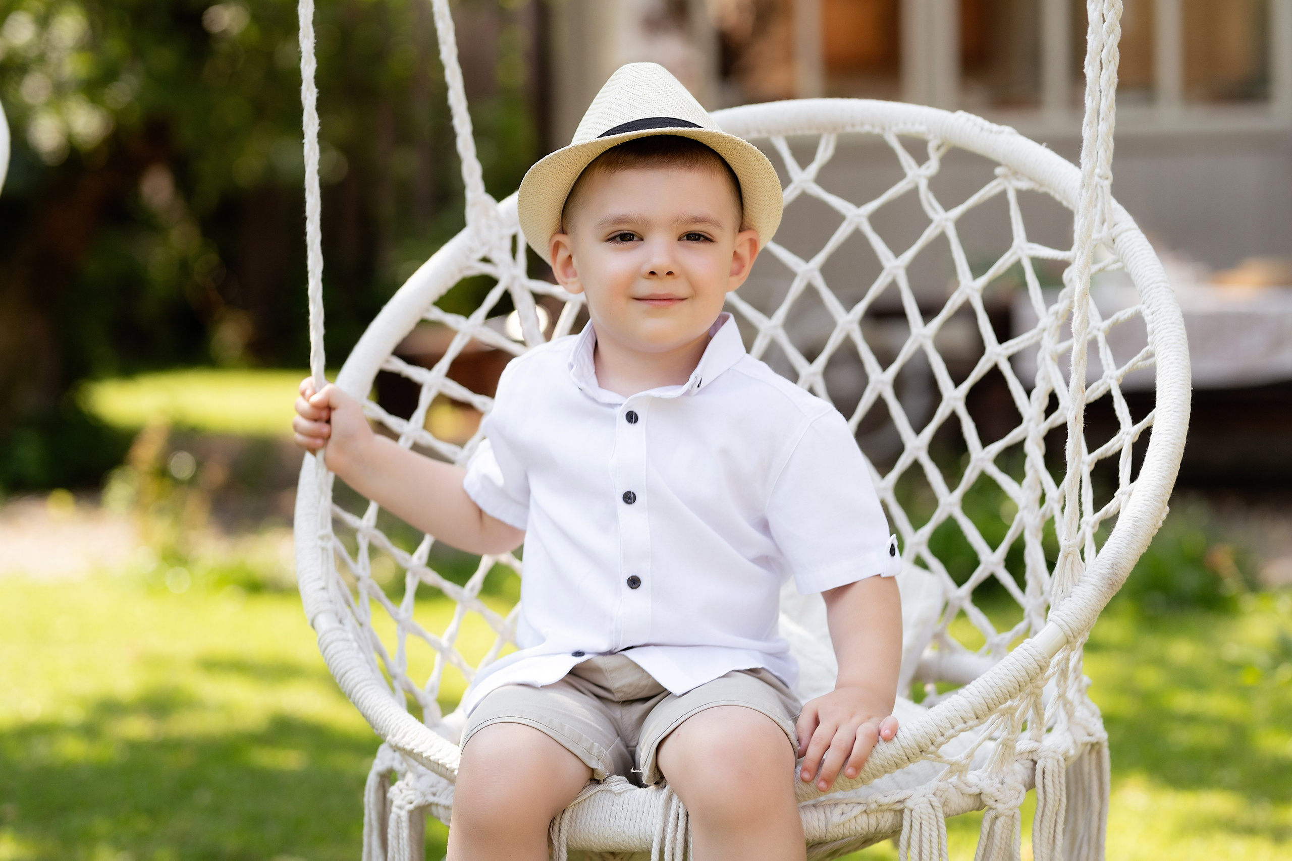 Семейная фотосессия на фотодаче в Купавне. Фотограф в Железнодорожном и Балашихе