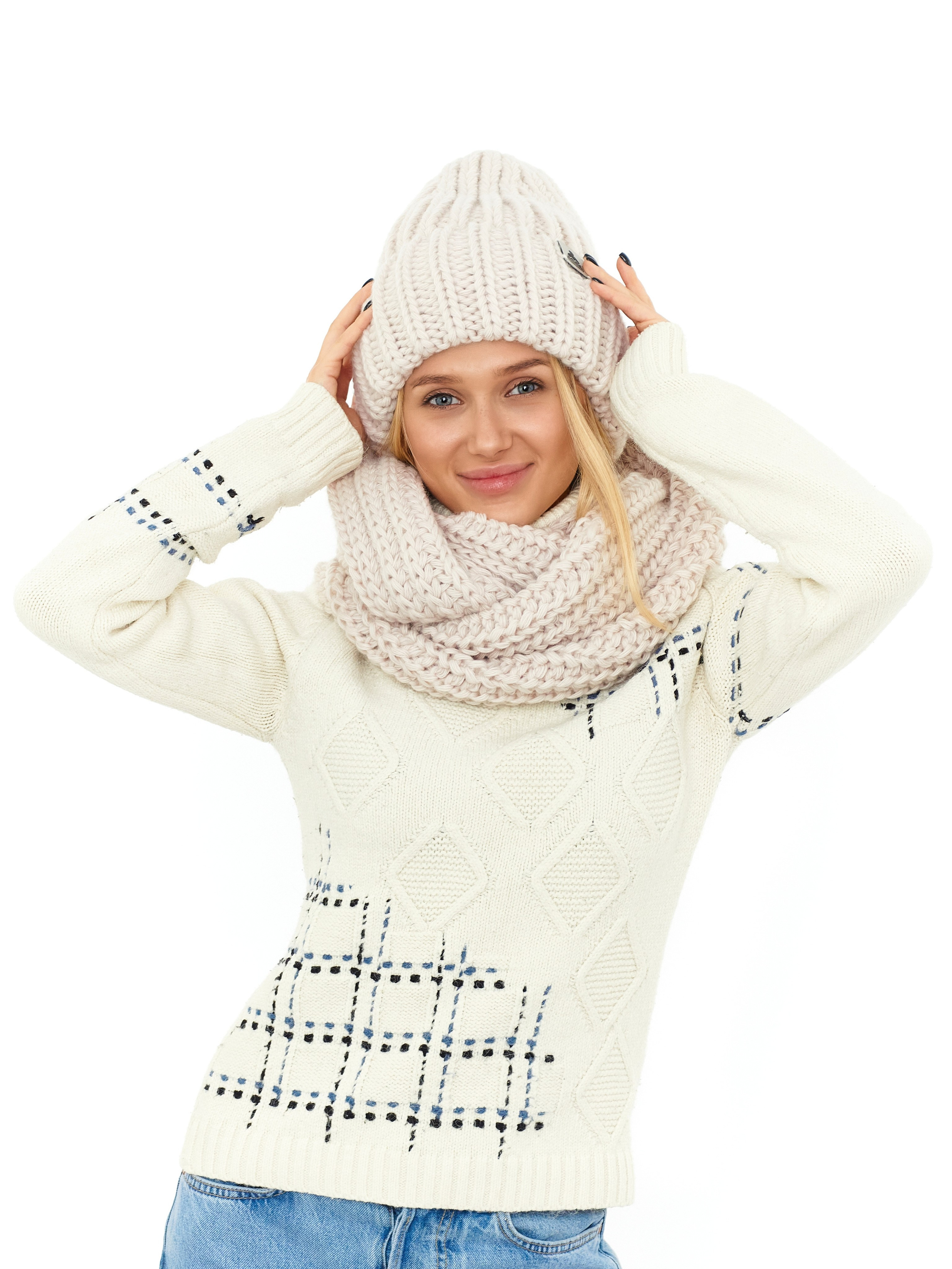 Головные уборы/шарфы. Главная