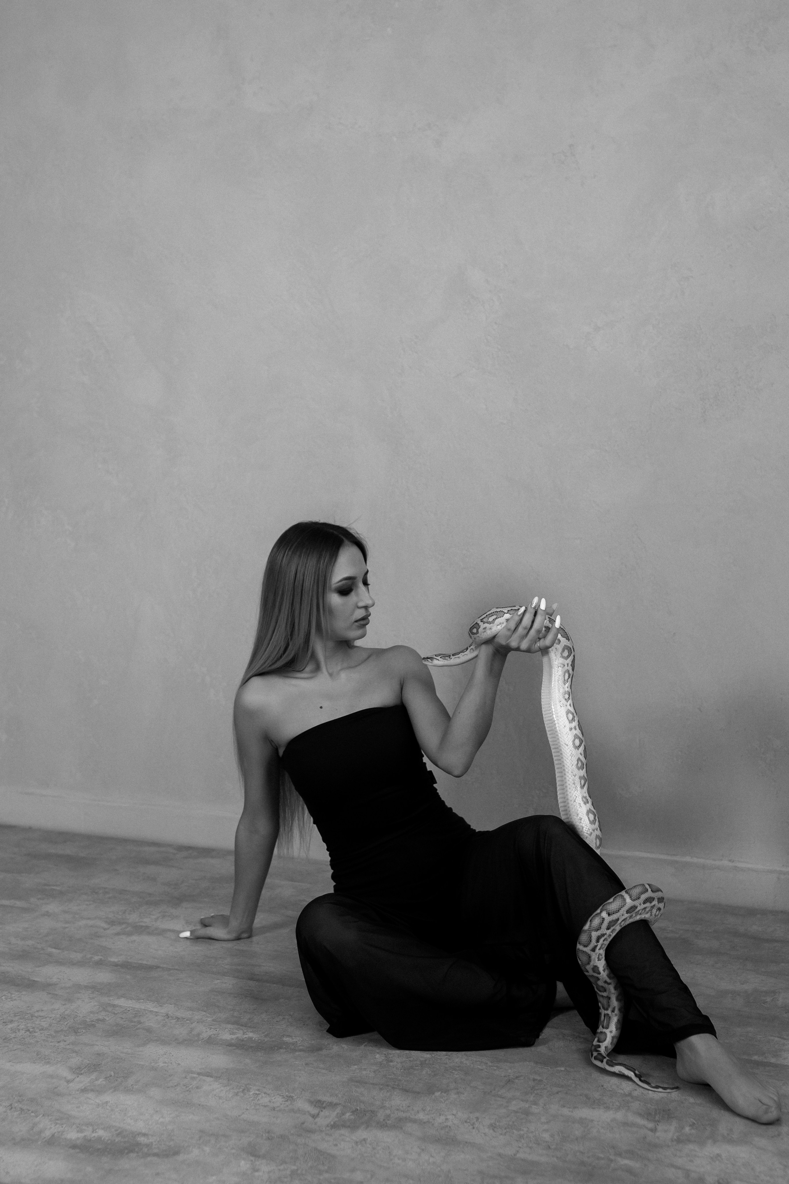 Фотосессии со змеей. Свадебный фотограф в Москве и Твери
