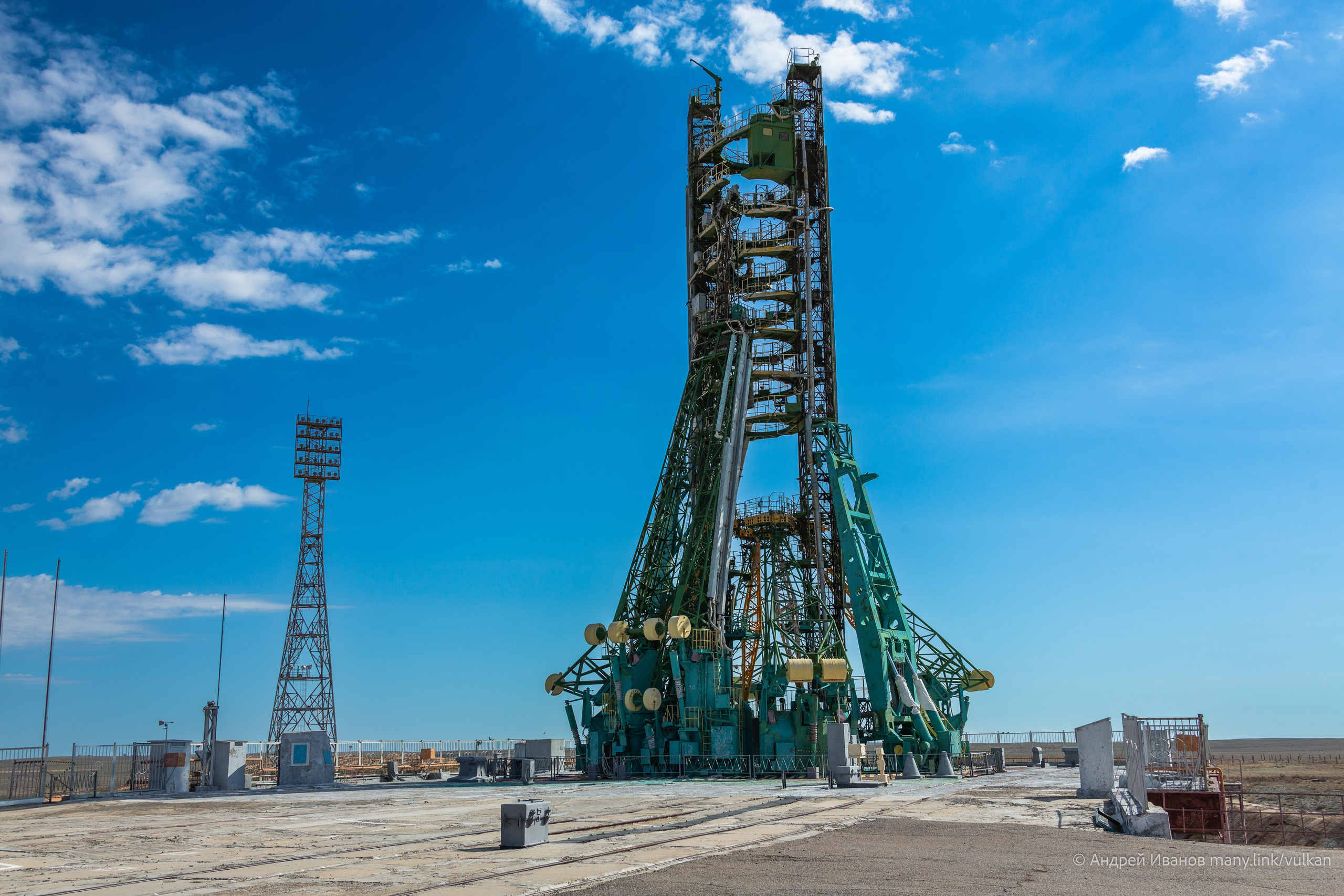 Перелёт на Байконур в 2026 г на самолётах АОН. Фотоальбом показывающий увлекательный мир авиации и мир медведей Андрея Иванова