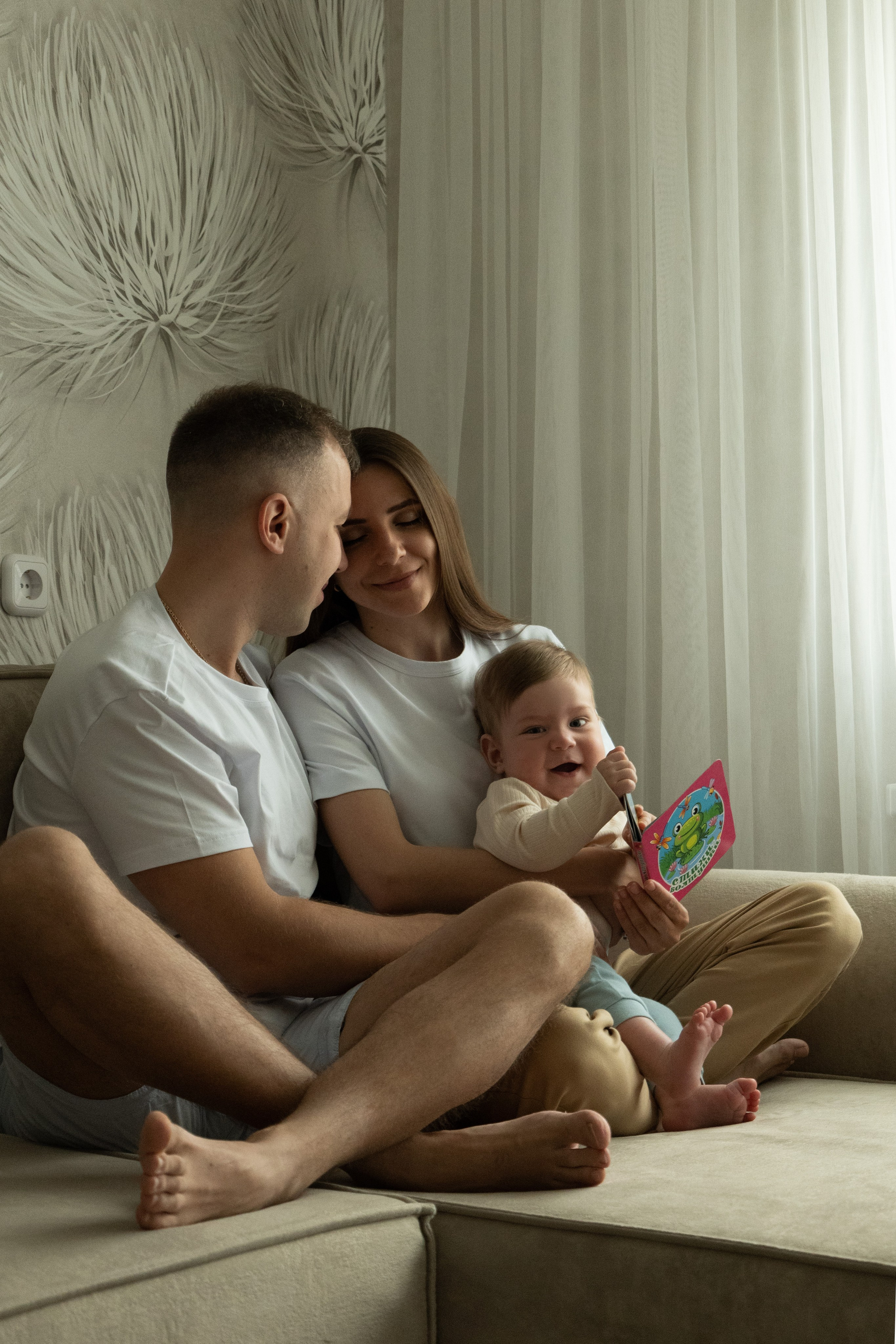 10 месяцев счастья. Фотограф видеограф Ольга Василевская