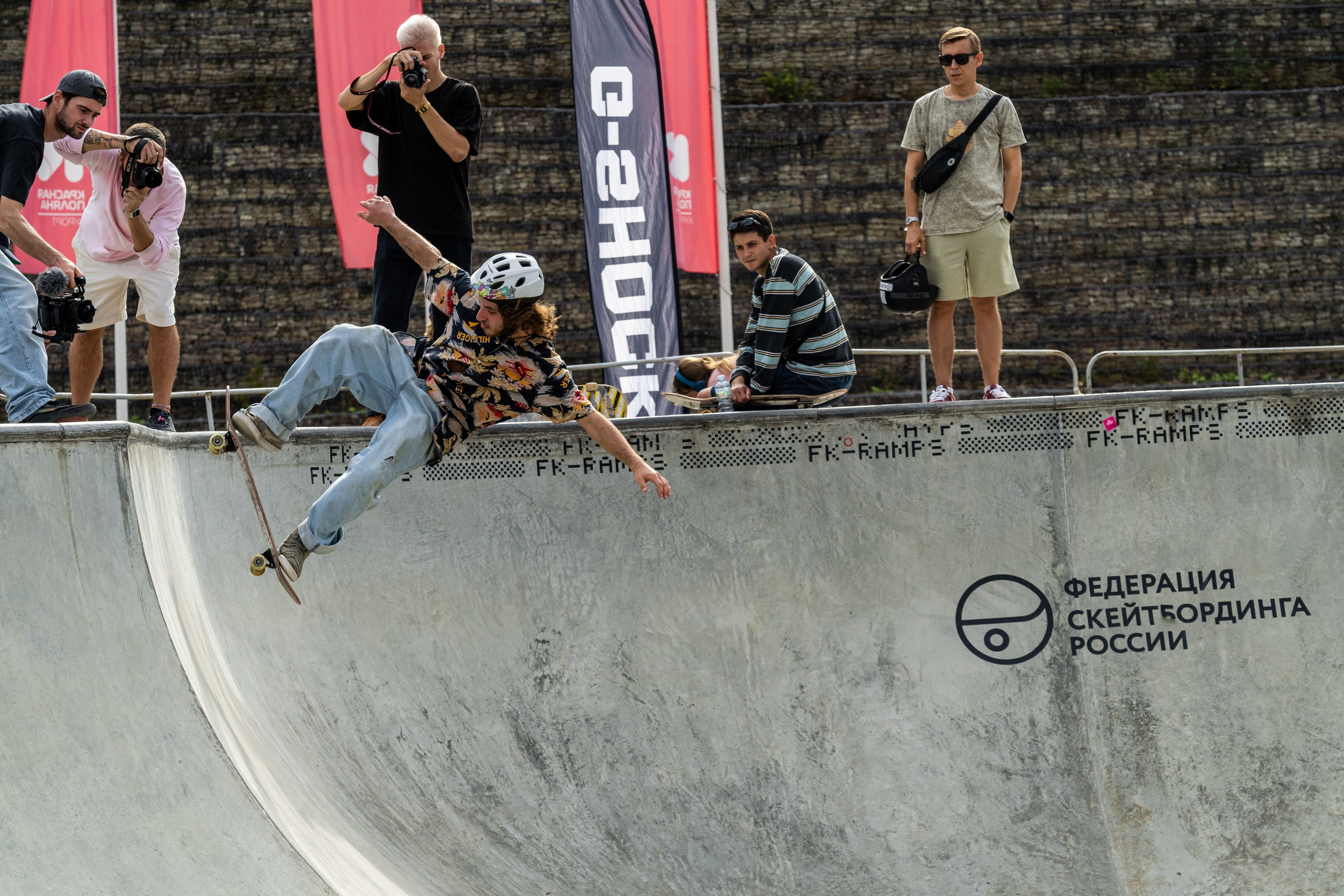 Чемпионат России по скейтбордингу на курорте Красная Поляна 2022. Репортажный фотограф в Красной Поляне и Сочи Павлюченко Екатерина
