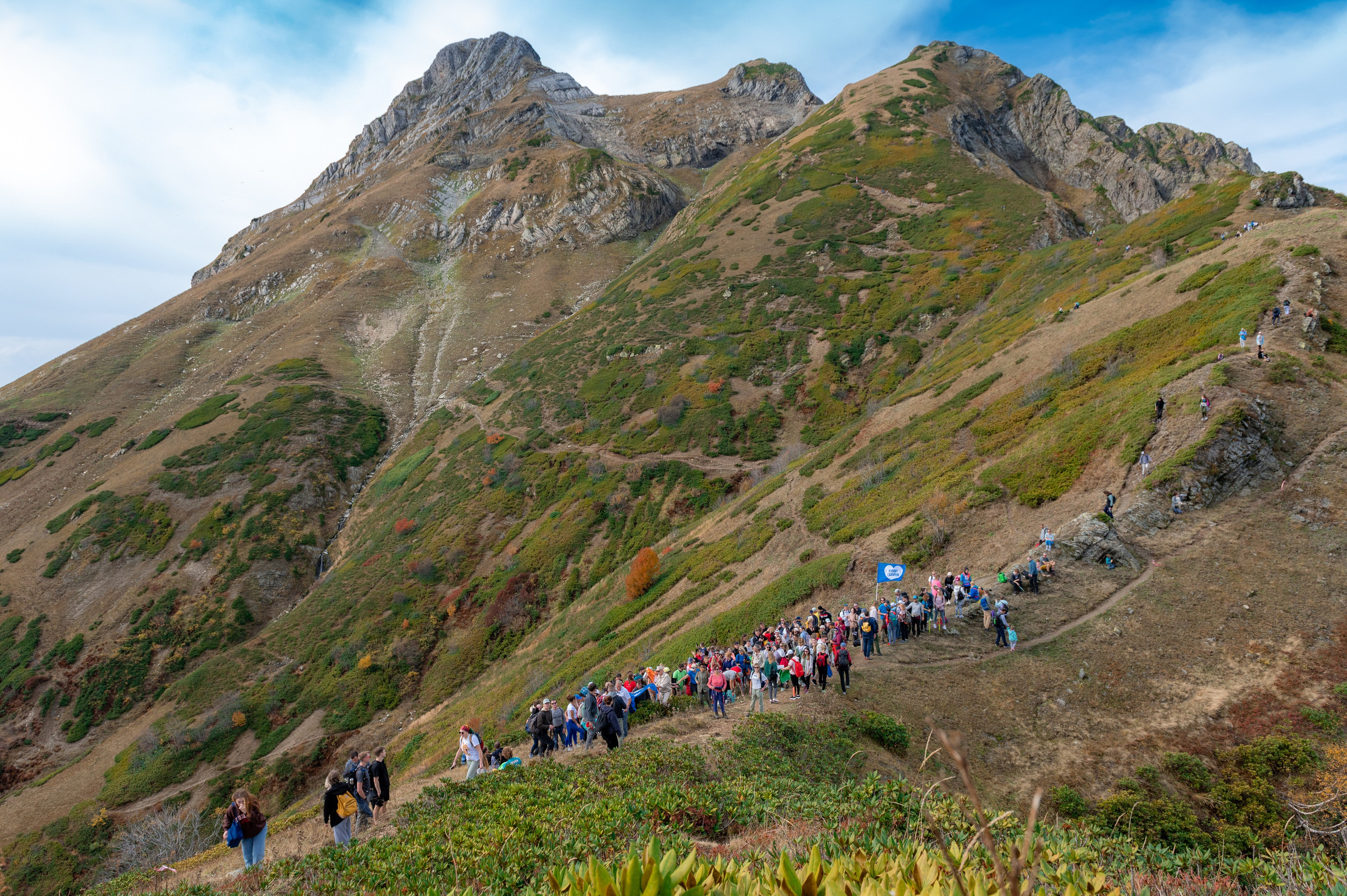 Хайкинг по трем курортам Красной Поляны 2022. Репортажный фотограф в Красной Поляне и Сочи Павлюченко Екатерина