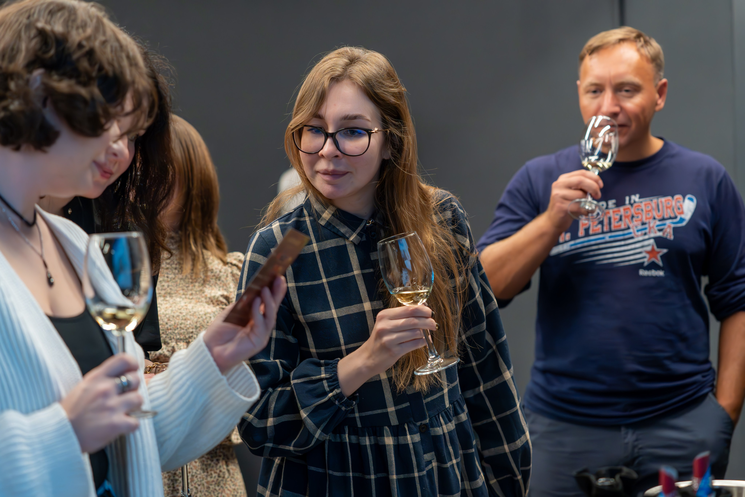 MICE мероприятие — мастер класс по акварели. Репортажный фотограф в Красной Поляне и Сочи Павлюченко Екатерина