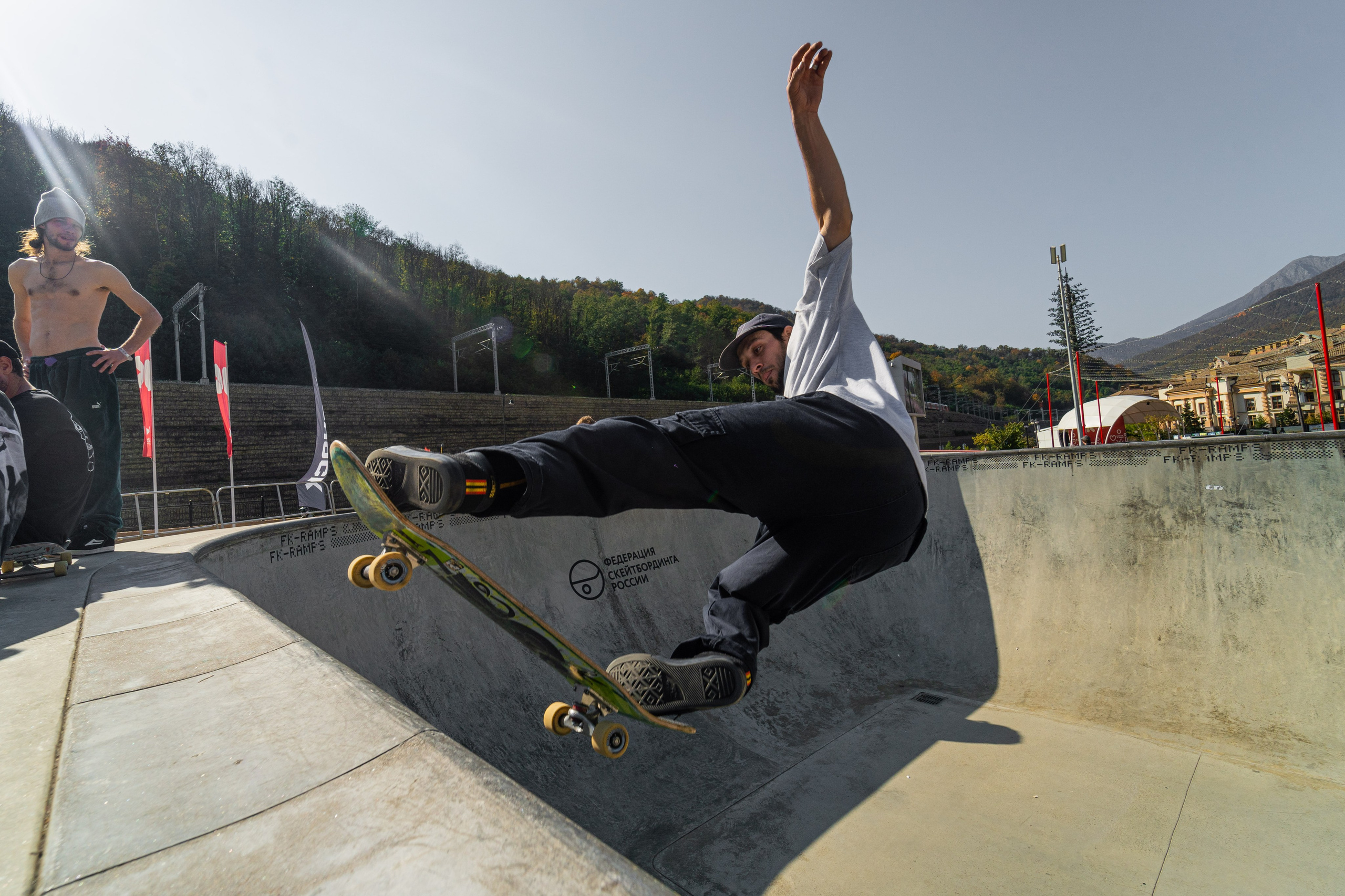 Чемпионат России по скейтбордингу на курорте Красная Поляна 2022. Репортажный фотограф в Красной Поляне и Сочи Павлюченко Екатерина