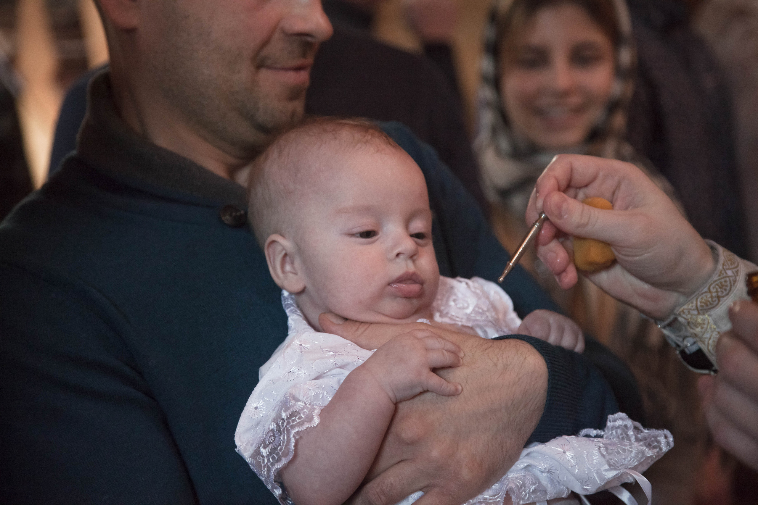 Таинство крещения в Балашихинском храме.